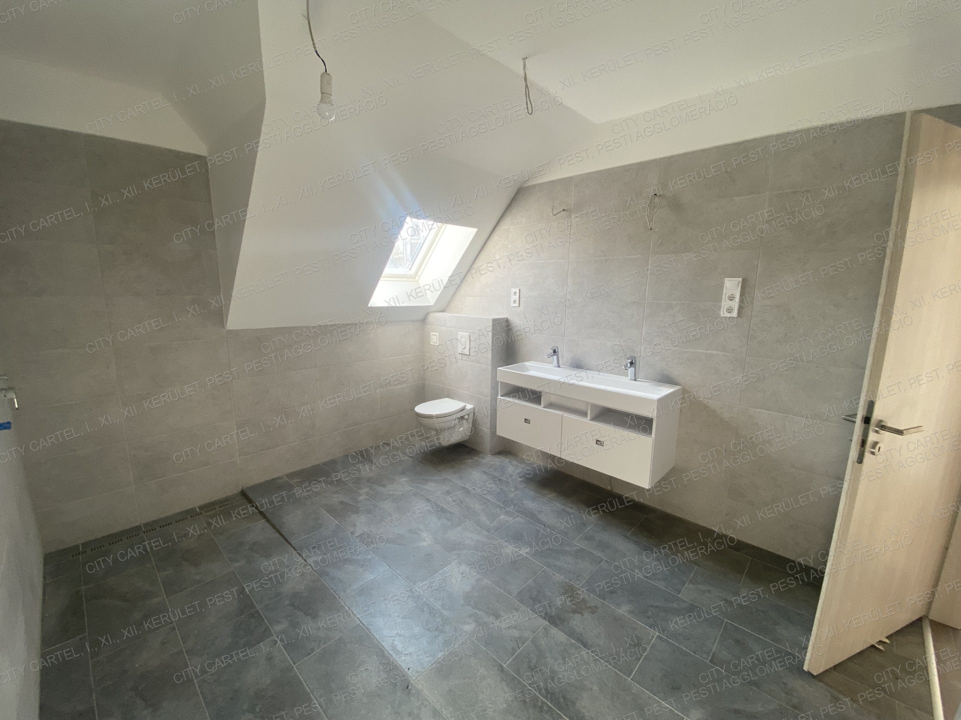 A fájl már létezik a célhelyen: import/kepek/vizjeles_4649086.jpg
For sale house Budapest, III. kerület  190 m<sup>2</sup> 360 millió Ft