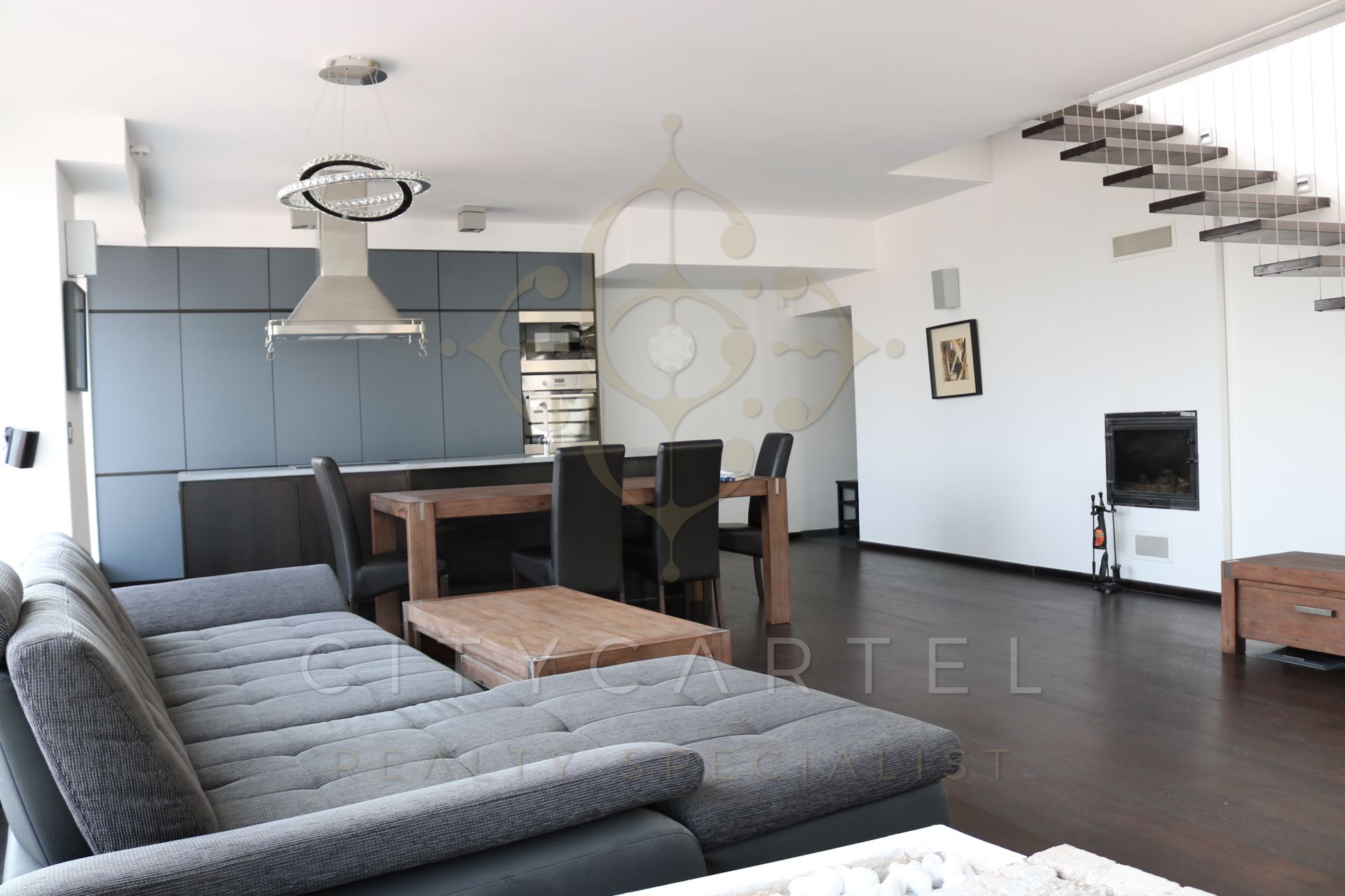 A fájl már létezik a célhelyen: import/kepek/vizjeles_4658890.jpg
Eladó Téglalakás Budapest, V. kerület  310 m<sup>2</sup> 2000000 EUR