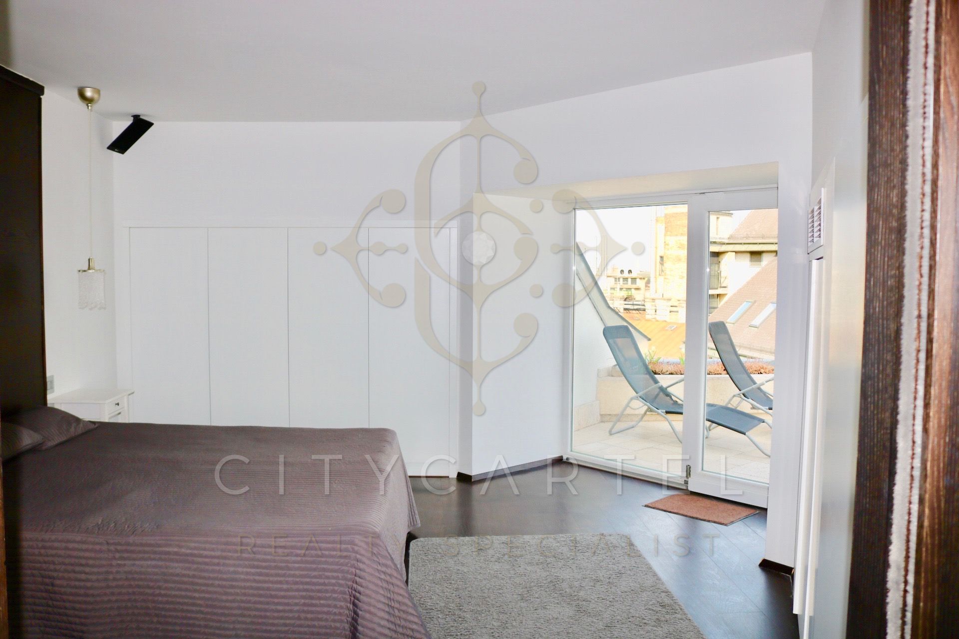 A fájl már létezik a célhelyen: import/kepek/vizjeles_4658892.jpg
Eladó Téglalakás Budapest, V. kerület  310 m<sup>2</sup> 2000000 EUR