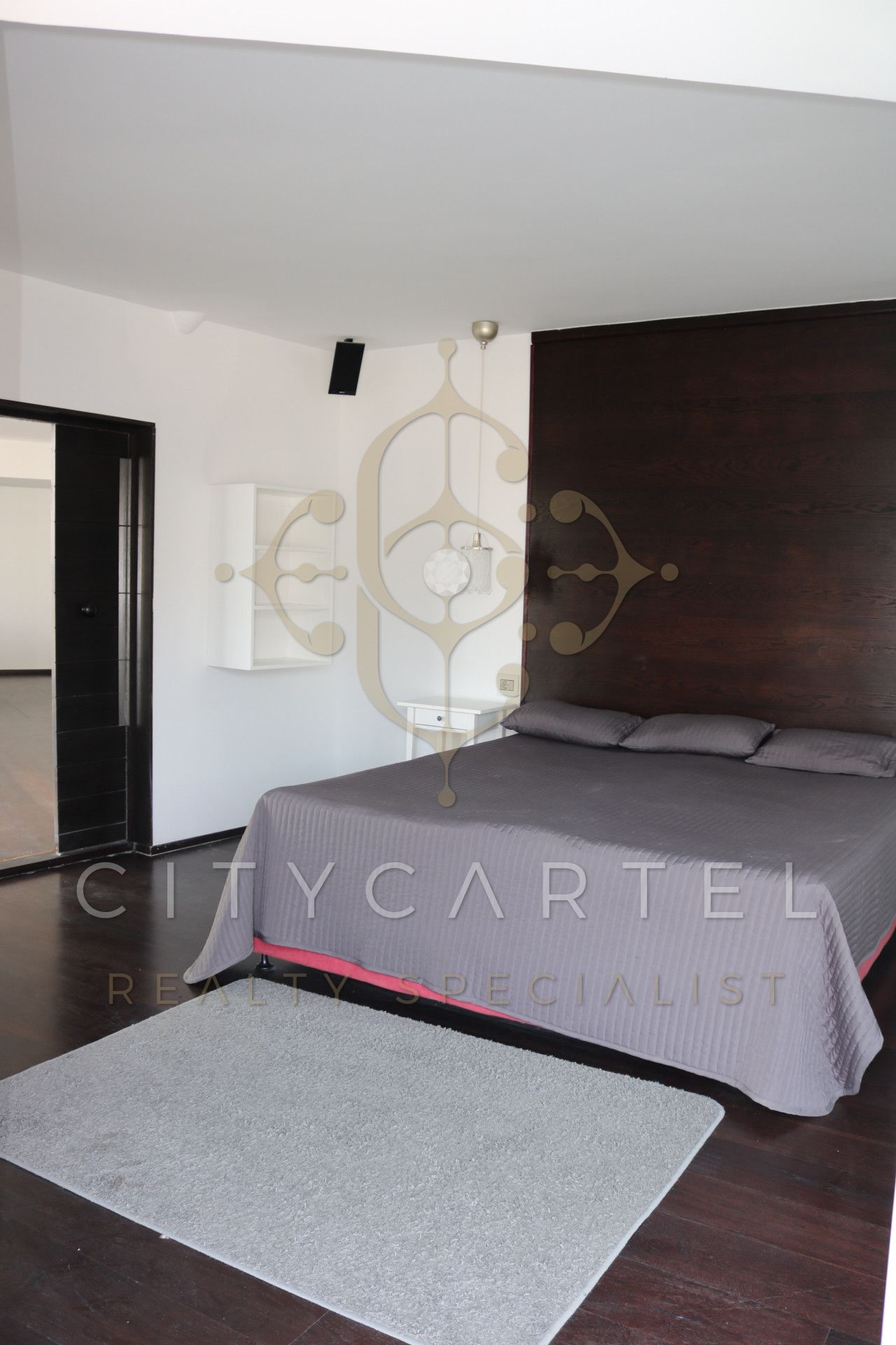 A fájl már létezik a célhelyen: import/kepek/vizjeles_4658897.jpg
Eladó Téglalakás Budapest, V. kerület  310 m<sup>2</sup> 2000000 EUR