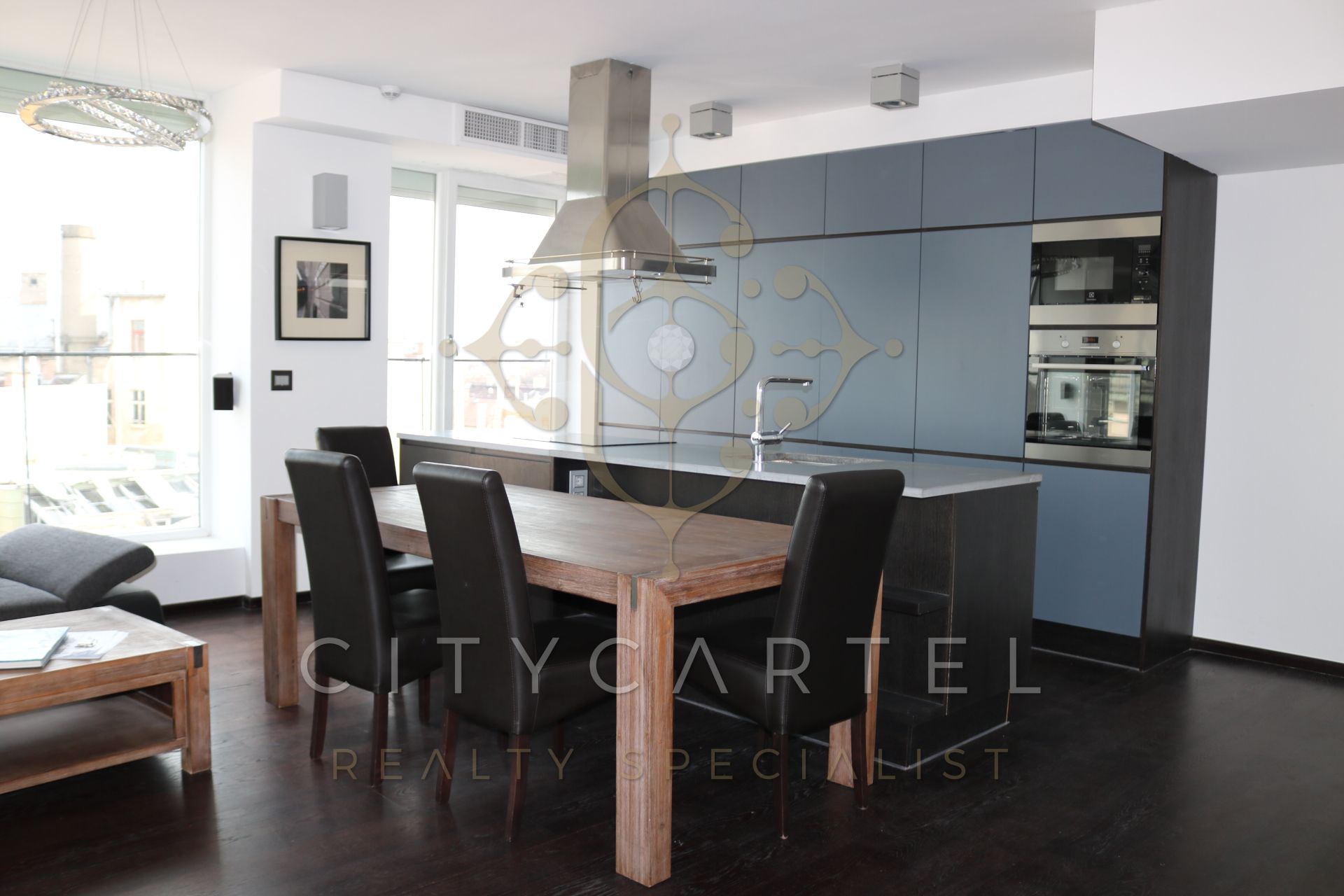A fájl már létezik a célhelyen: import/kepek/vizjeles_4658905.jpg
Eladó Téglalakás Budapest, V. kerület  310 m<sup>2</sup> 2000000 EUR