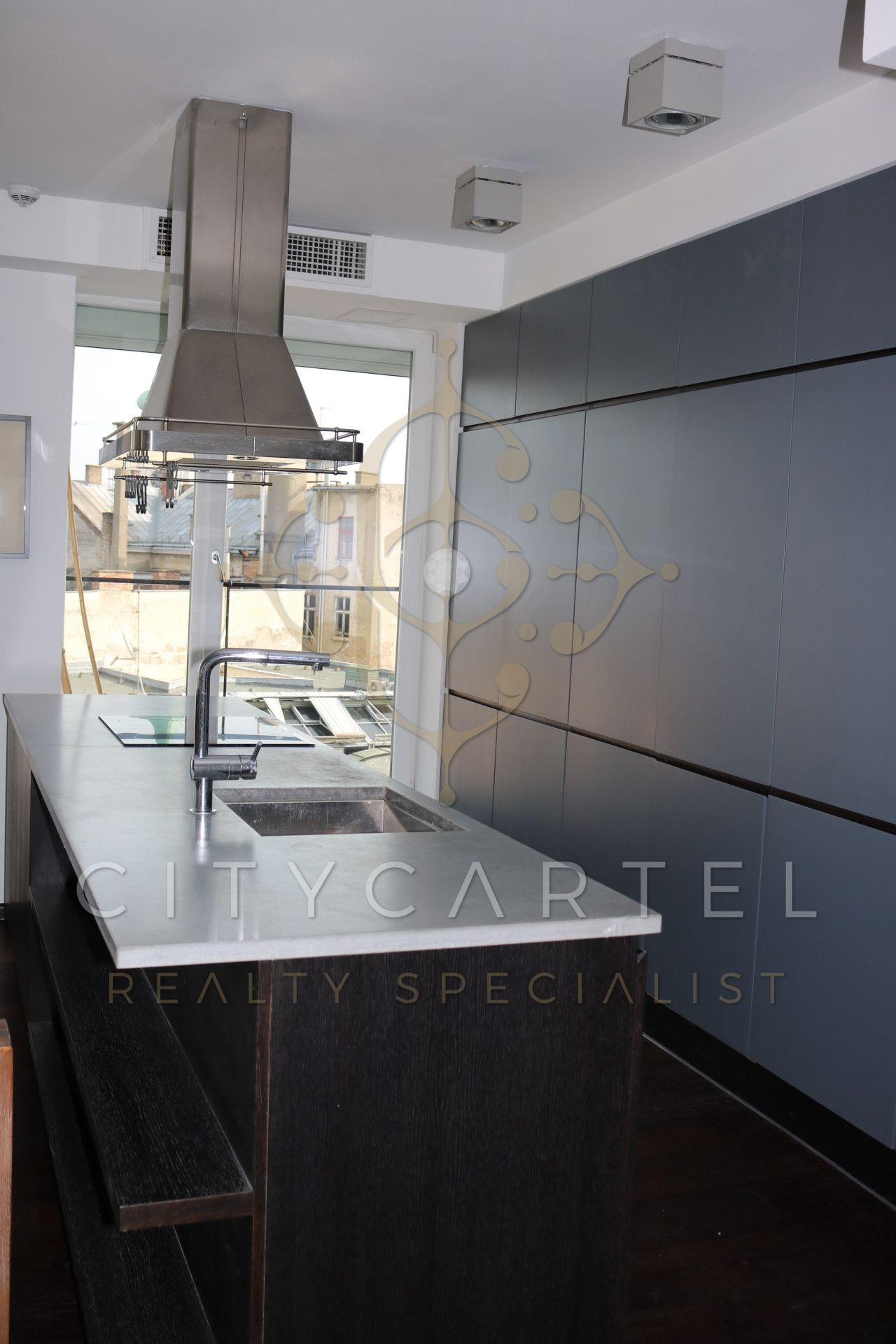 A fájl már létezik a célhelyen: import/kepek/vizjeles_4658906.jpg
Eladó Téglalakás Budapest, V. kerület  310 m<sup>2</sup> 2000000 EUR