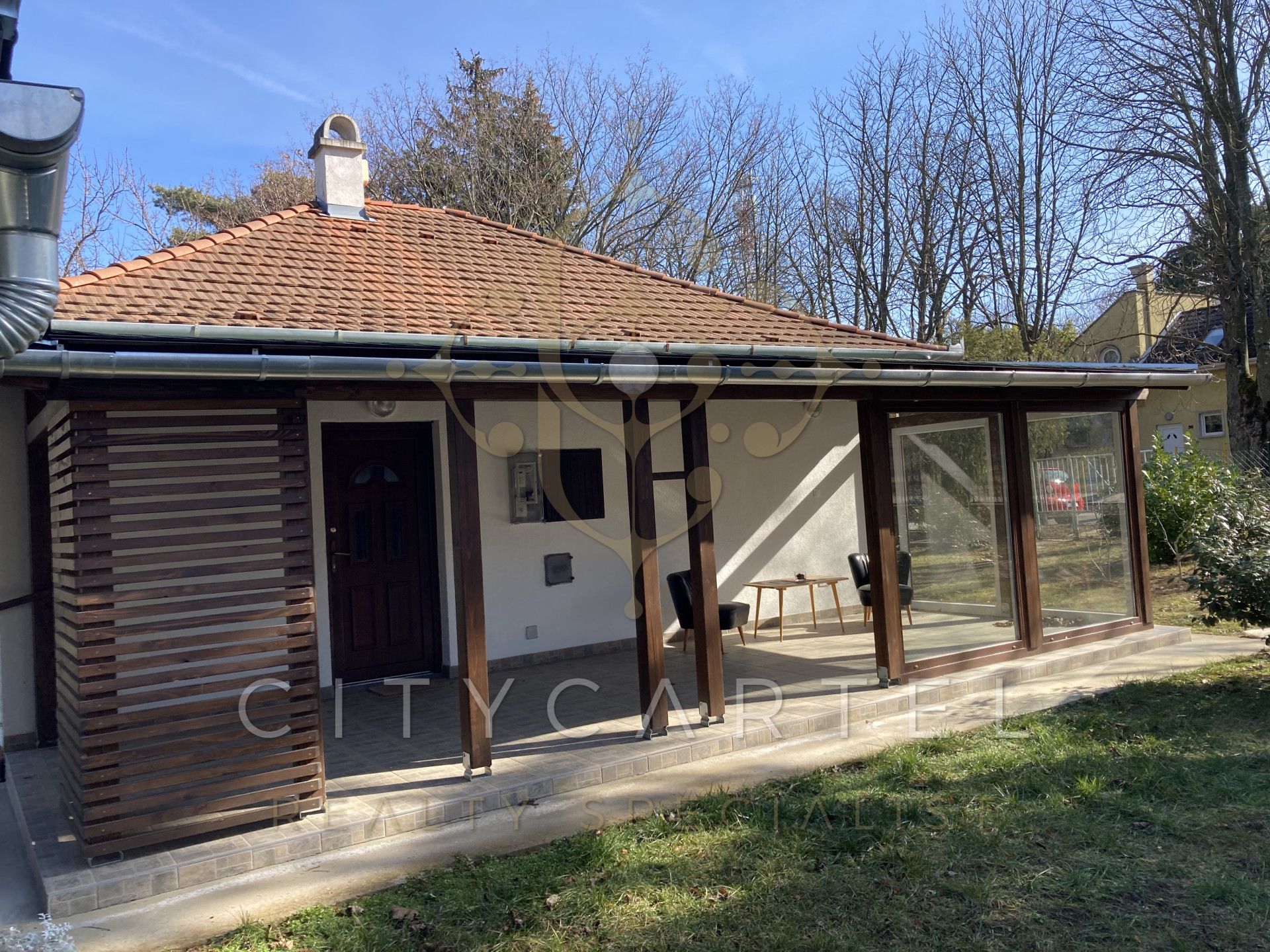 A fájl már létezik a célhelyen: import/kepek/vizjeles_4670203.jpg
For sale house Balatonföldvár  98 m<sup>2</sup> 89.9 millió Ft