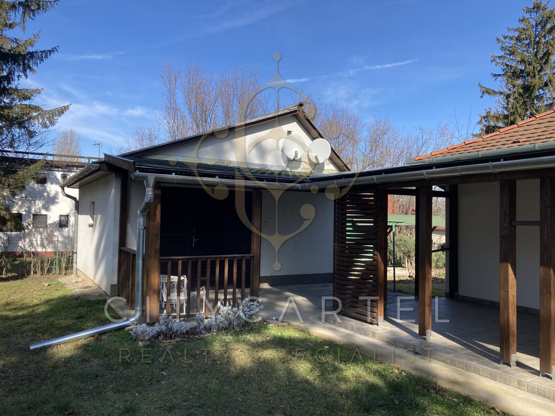 A fájl már létezik a célhelyen: import/kepek/vizjeles_4670207.jpg
For sale house Balatonföldvár  98 m<sup>2</sup> 89.9 millió Ft