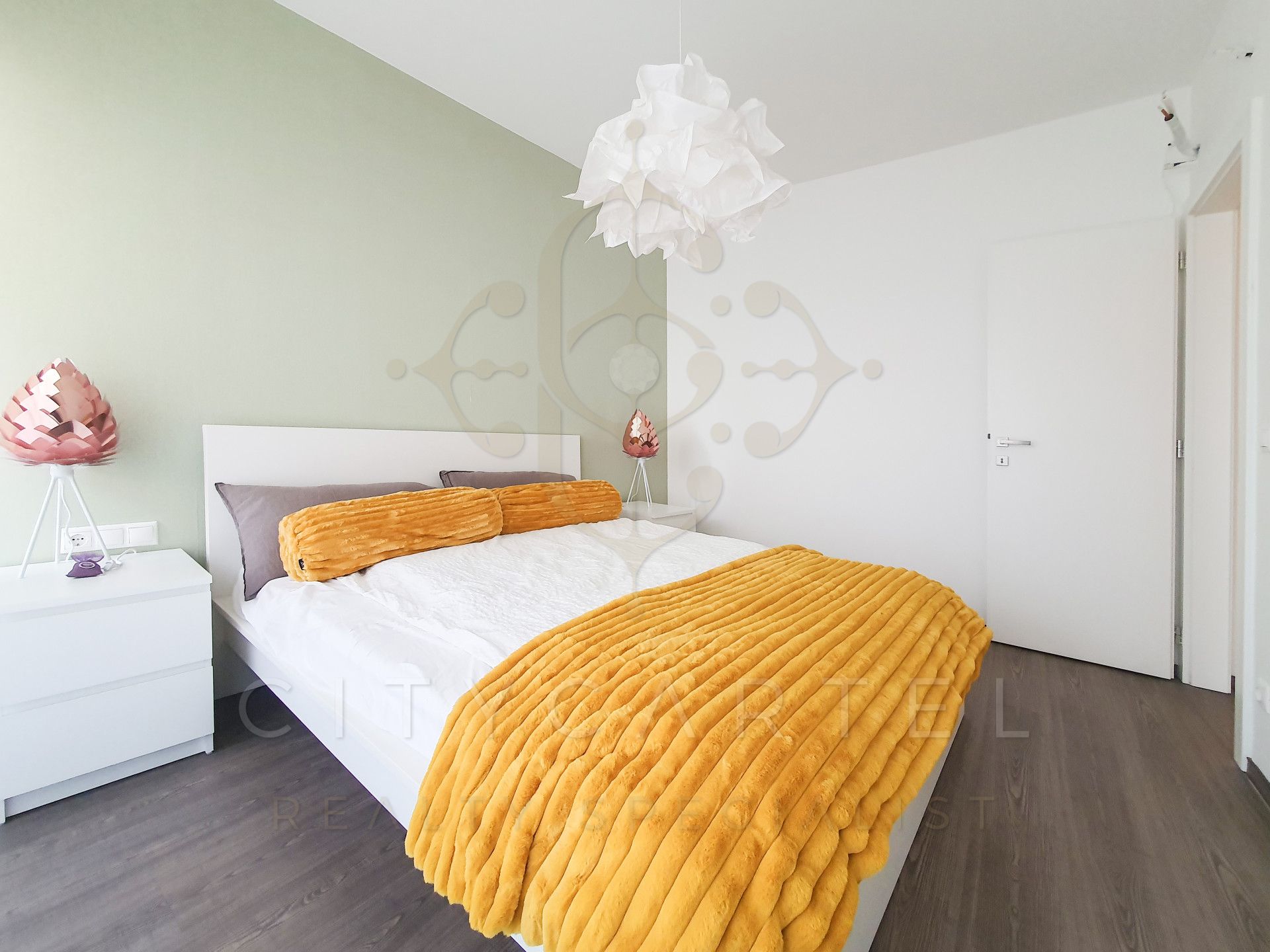 A fájl már létezik a célhelyen: import/kepek/vizjeles_4728461.jpg
Eladó Téglalakás Budapest, VI. kerület  82 m<sup>2</sup> 429000 EUR