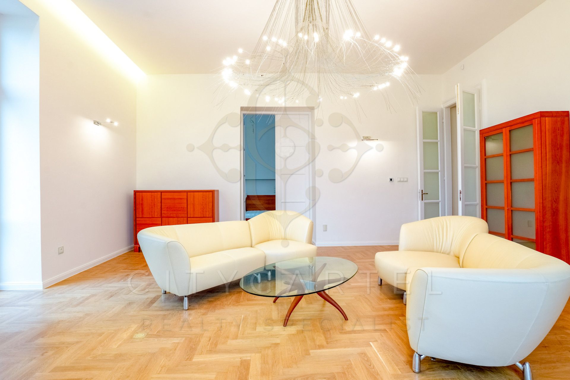 A fájl már létezik a célhelyen: import/kepek/vizjeles_4730208.jpg
Eladó Téglalakás Budapest, V. kerület  180 m<sup>2</sup> 7000 EUR