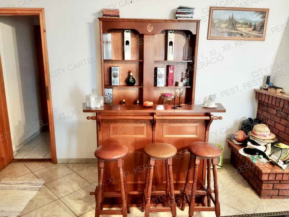 A fájl már létezik a célhelyen: import/kepek/vizjeles_4735299.jpg
For sale house Balatonszárszó  240 m<sup>2</sup> 10 millió Ft