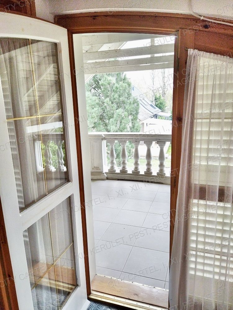 A fájl már létezik a célhelyen: import/kepek/vizjeles_4735311.jpg
For sale house Balatonszárszó  240 m<sup>2</sup> 10 millió Ft