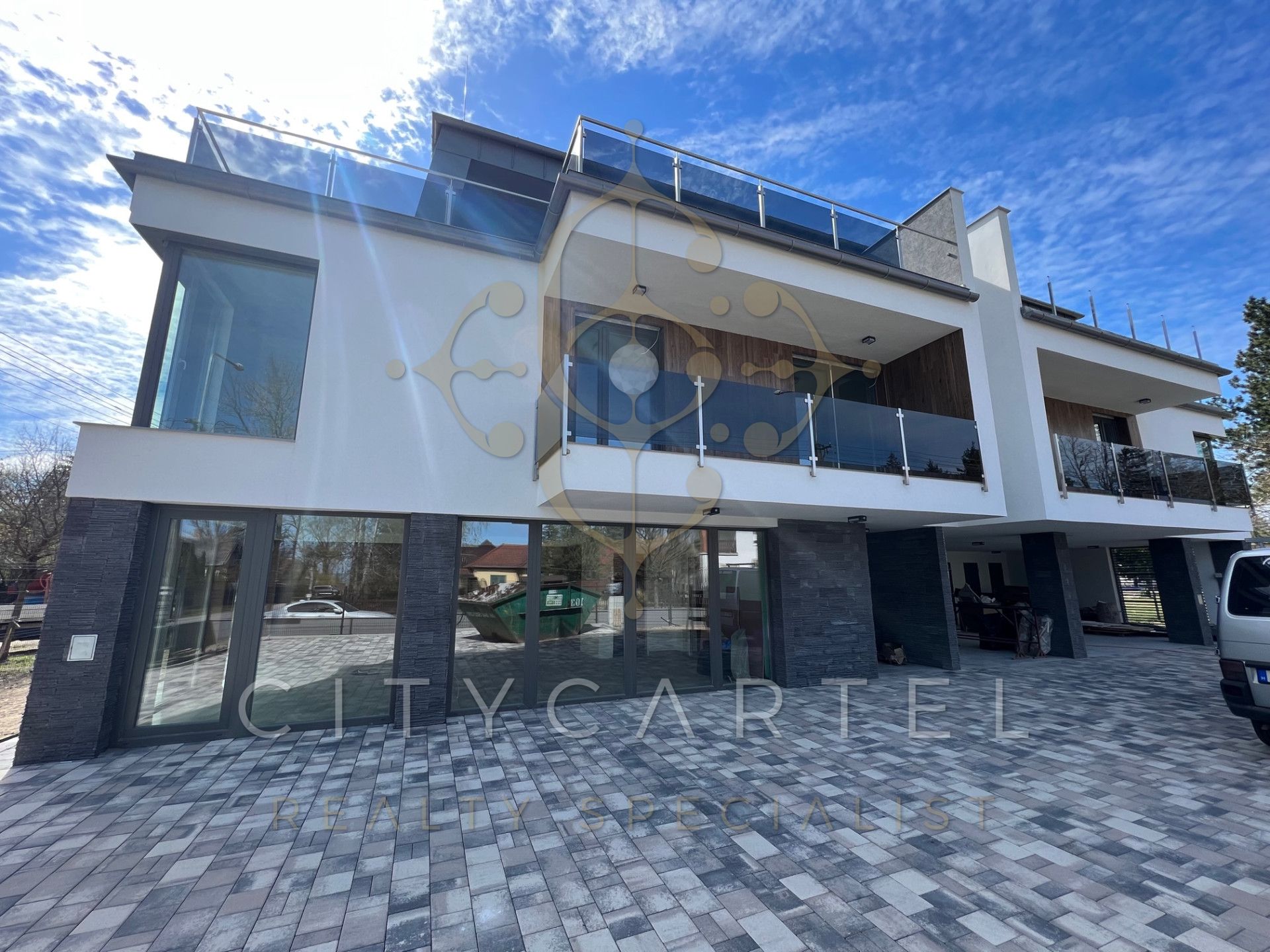 A fájl már létezik a célhelyen: import/kepek/vizjeles_4736131.jpg
For sale flat Zamárdi  146 m<sup>2</sup> 158.59 millió Ft