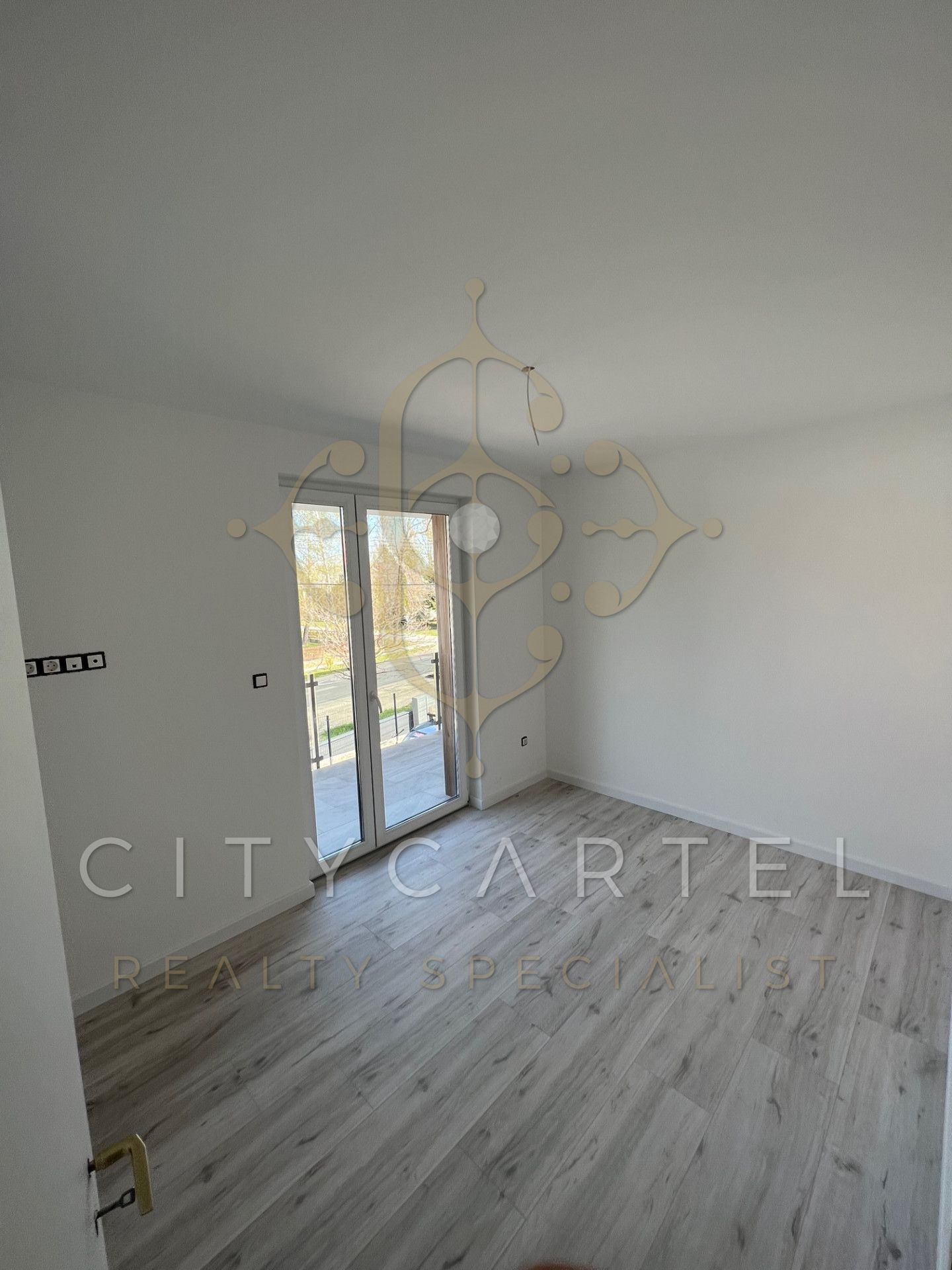 A fájl már létezik a célhelyen: import/kepek/vizjeles_4736148.jpg
For sale flat Zamárdi  173 m<sup>2</sup> 188.89 millió Ft