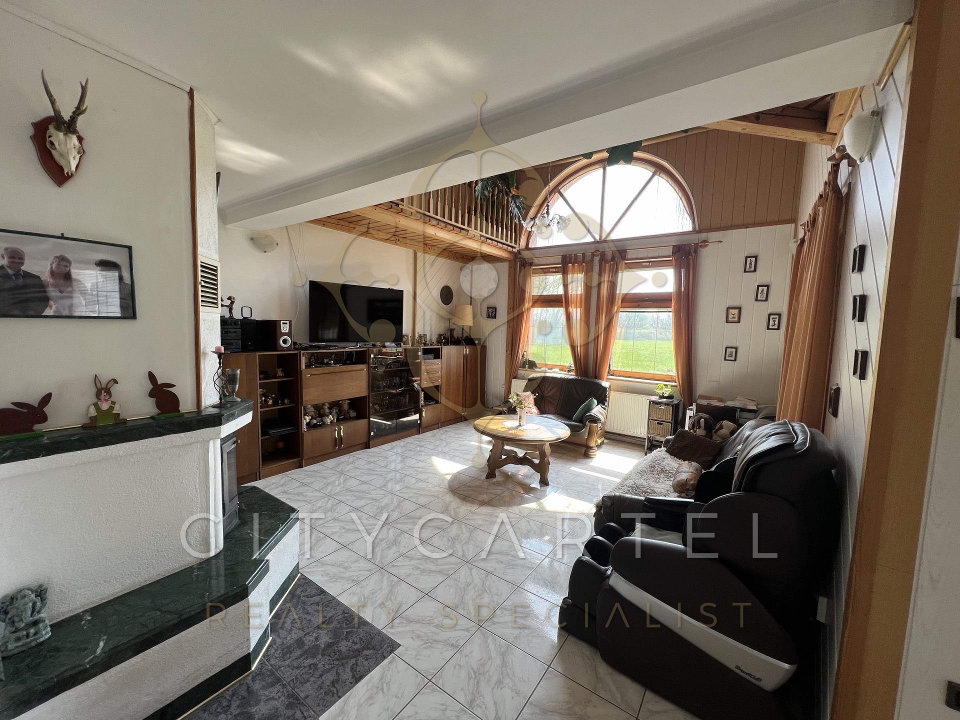 A fájl már létezik a célhelyen: import/kepek/vizjeles_4750128.jpg
For sale house Siófok  385 m<sup>2</sup> 139.9 millió Ft