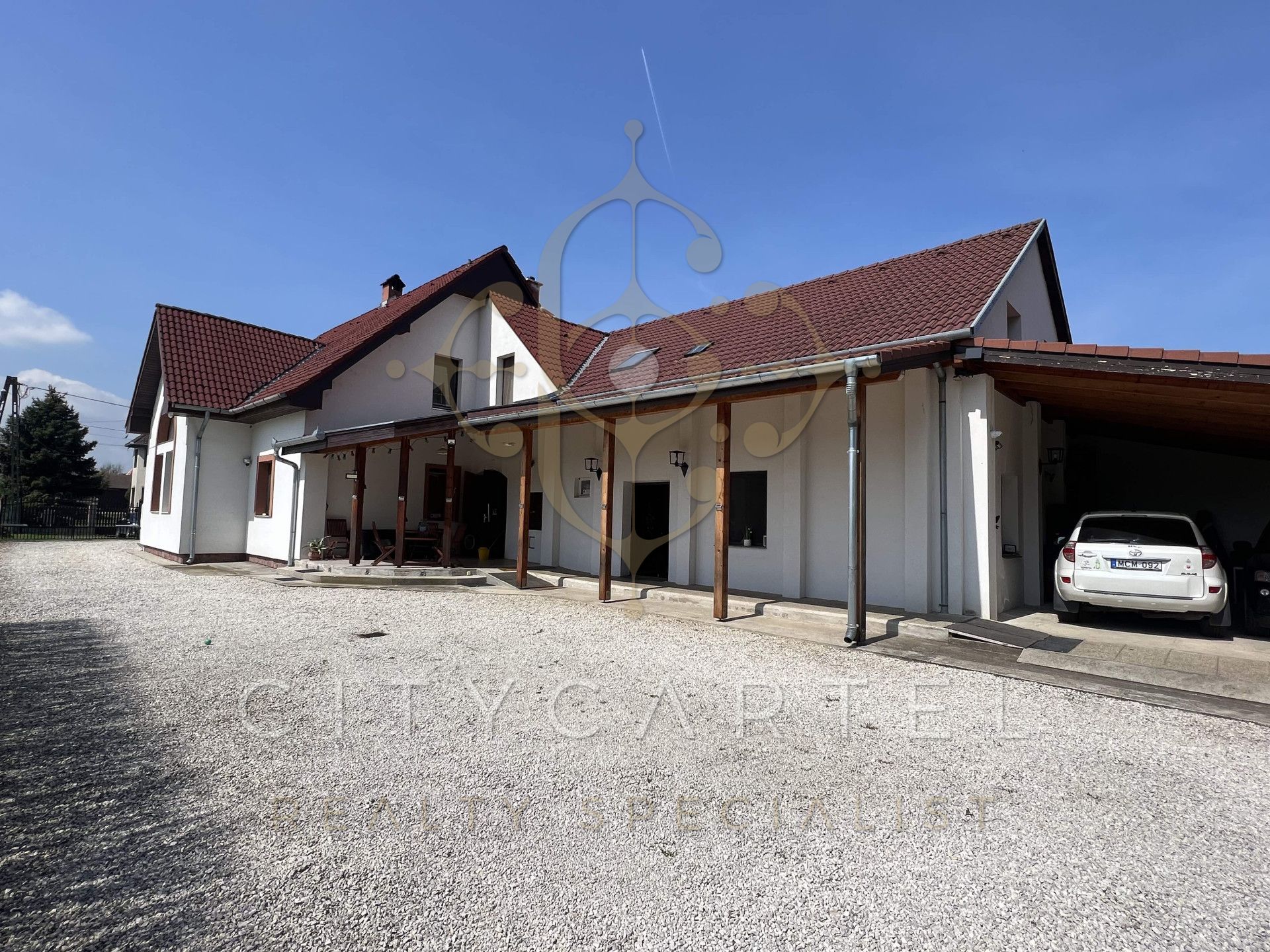 A fájl már létezik a célhelyen: import/kepek/vizjeles_4750137.jpg
For sale house Siófok  385 m<sup>2</sup> 139.9 millió Ft