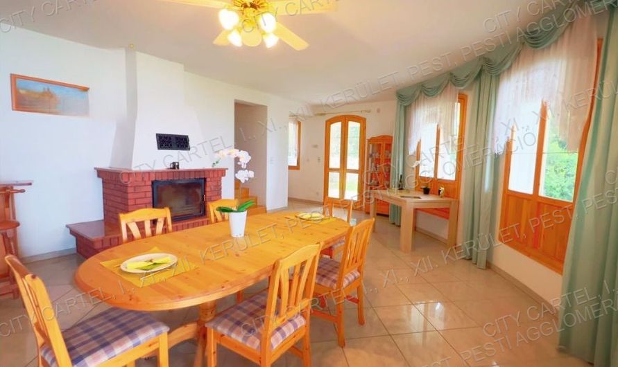 A fájl már létezik a célhelyen: import/kepek/vizjeles_4767609.jpg
For sale house Balatonszárszó  240 m<sup>2</sup> 10 millió Ft