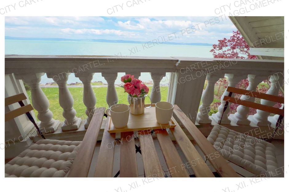 A fájl már létezik a célhelyen: import/kepek/vizjeles_4767611.jpg
For sale house Balatonszárszó  240 m<sup>2</sup> 10 millió Ft