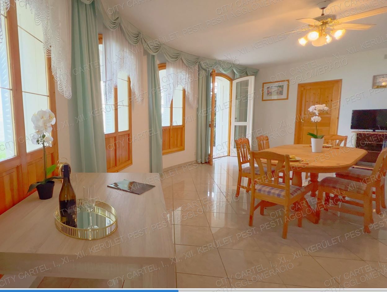 A fájl már létezik a célhelyen: import/kepek/vizjeles_4767616.jpg
For sale house Balatonszárszó  240 m<sup>2</sup> 10 millió Ft