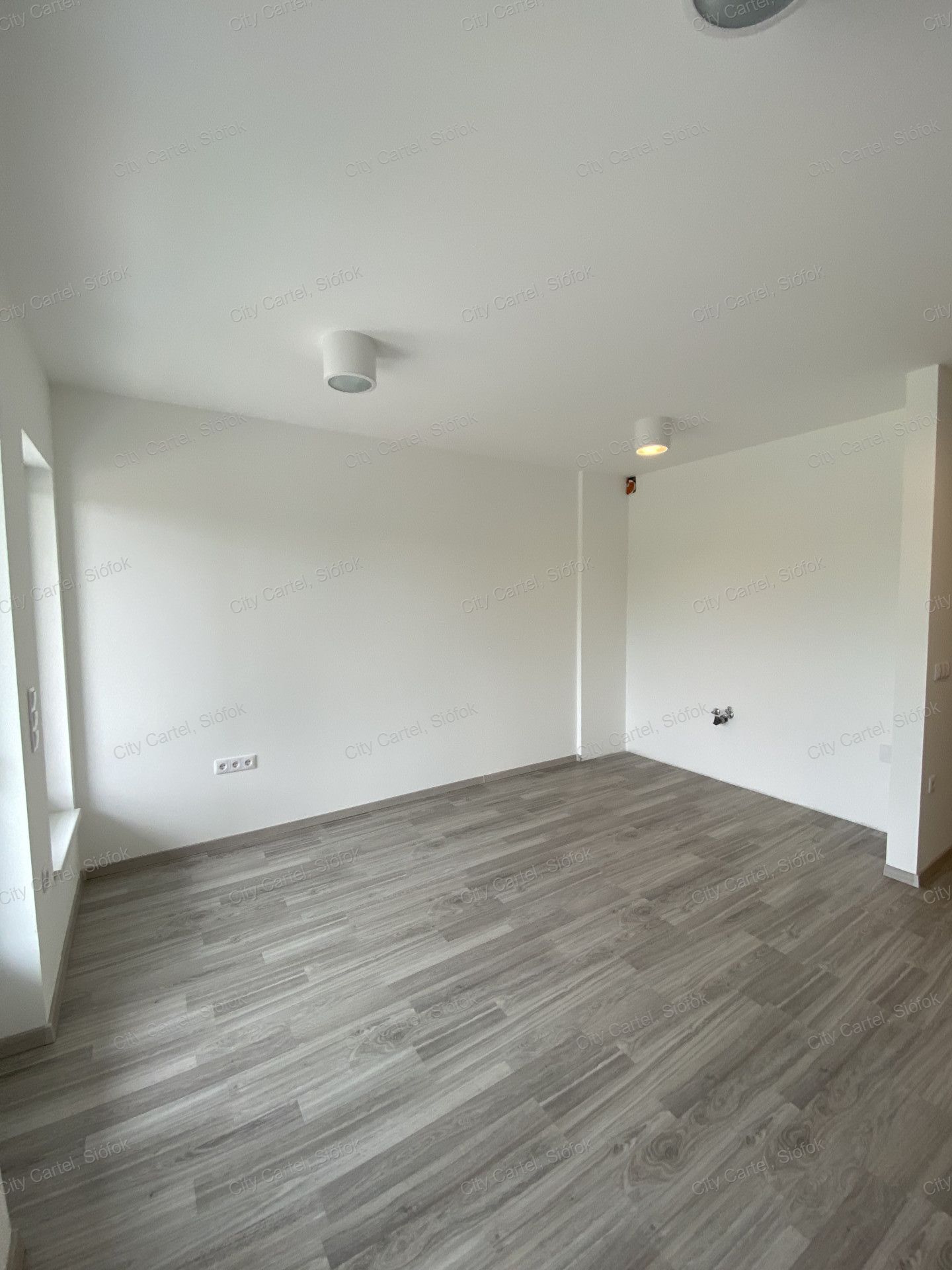 A fájl már létezik a célhelyen: import/kepek/vizjeles_4811884.jpg
For sale flat Fonyód  68 m<sup>2</sup> 79.09785 millió Ft