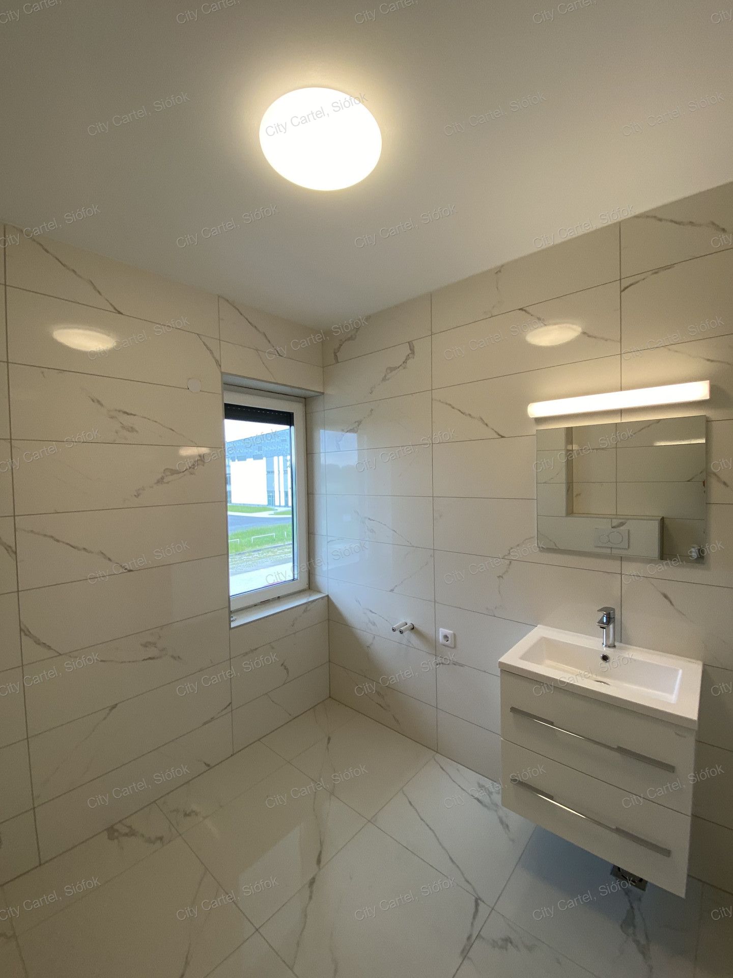 A fájl már létezik a célhelyen: import/kepek/vizjeles_4811887.jpg
For sale flat Fonyód  68 m<sup>2</sup> 79.09785 millió Ft