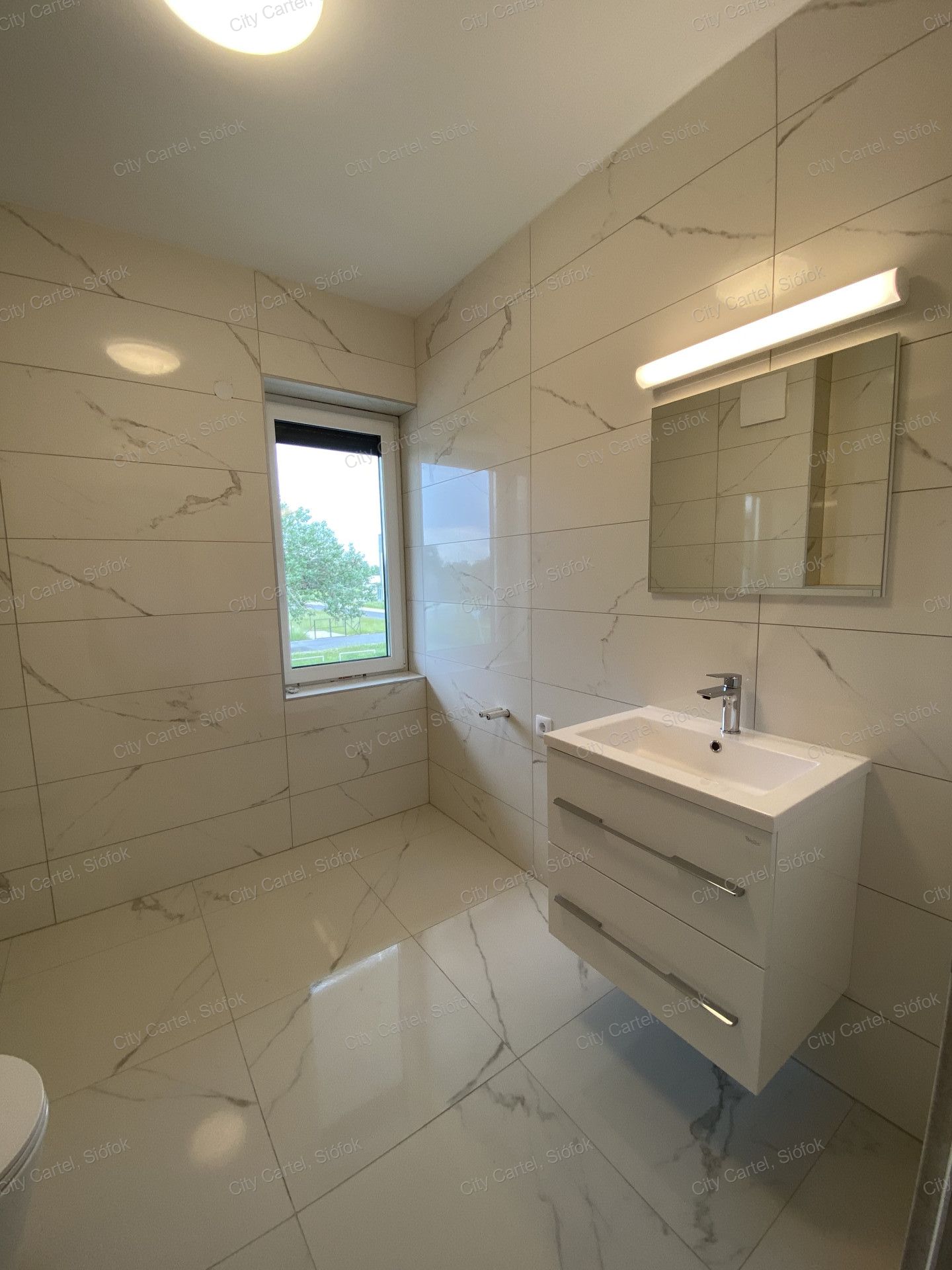 A fájl már létezik a célhelyen: import/kepek/vizjeles_4811888.jpg
For sale flat Fonyód  68 m<sup>2</sup> 79.09785 millió Ft