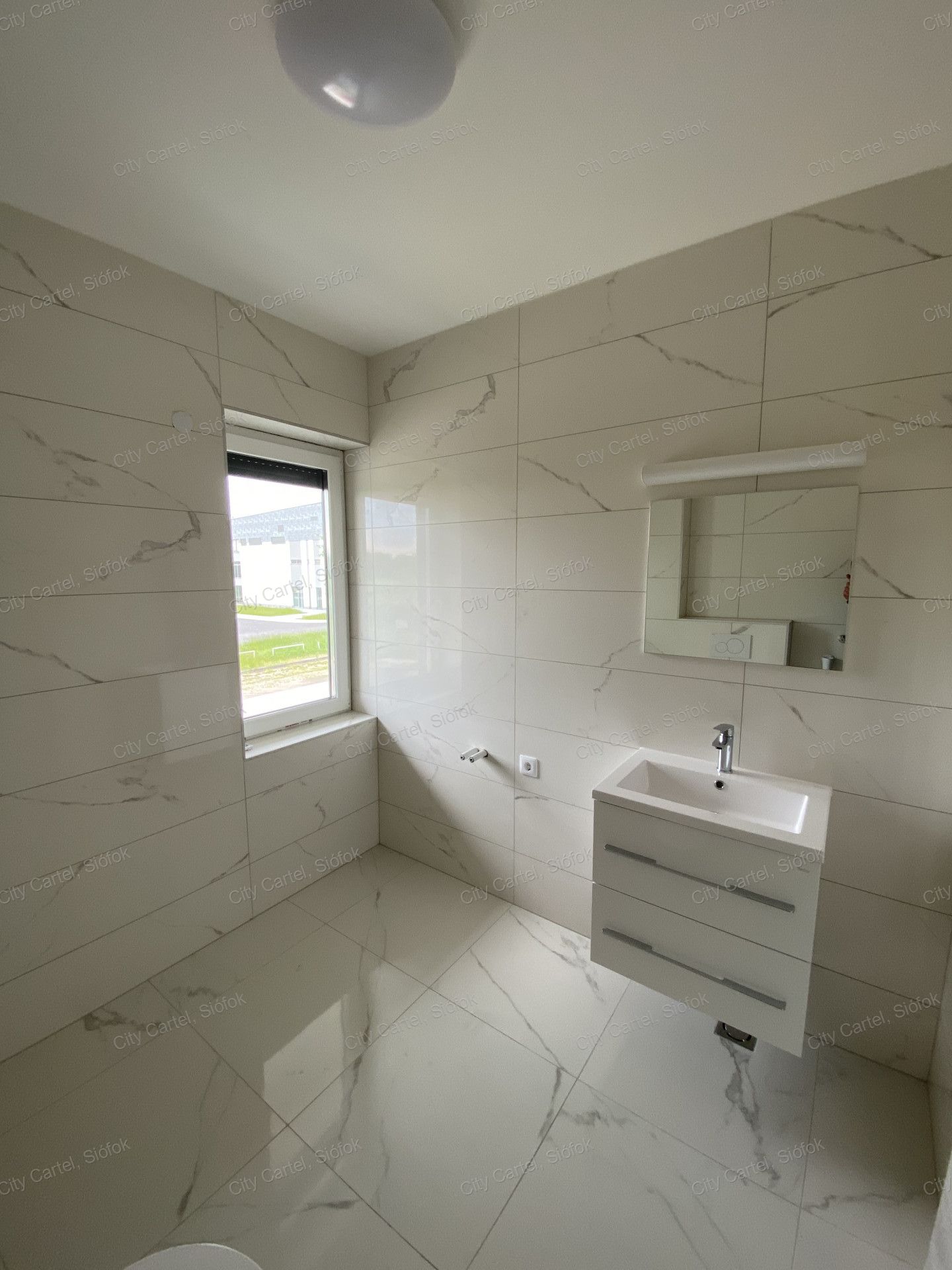 A fájl már létezik a célhelyen: import/kepek/vizjeles_4811892.jpg
For sale flat Fonyód  68 m<sup>2</sup> 79.09785 millió Ft