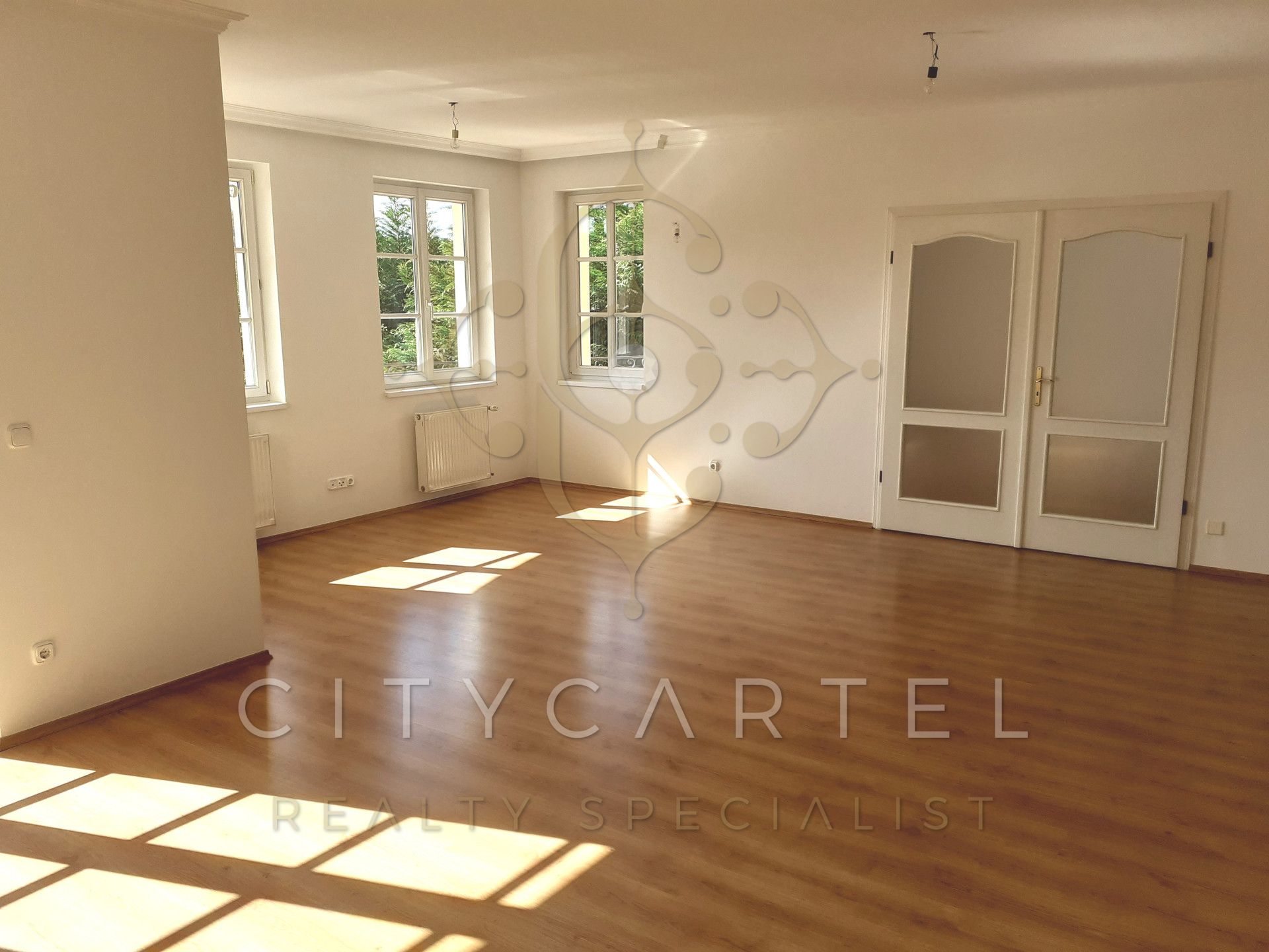 A fájl már létezik a célhelyen: import/kepek/vizjeles_4826812.jpg
Eladó Családi ház Budapest, II. kerület  350 m<sup>2</sup> 449 millió Ft
