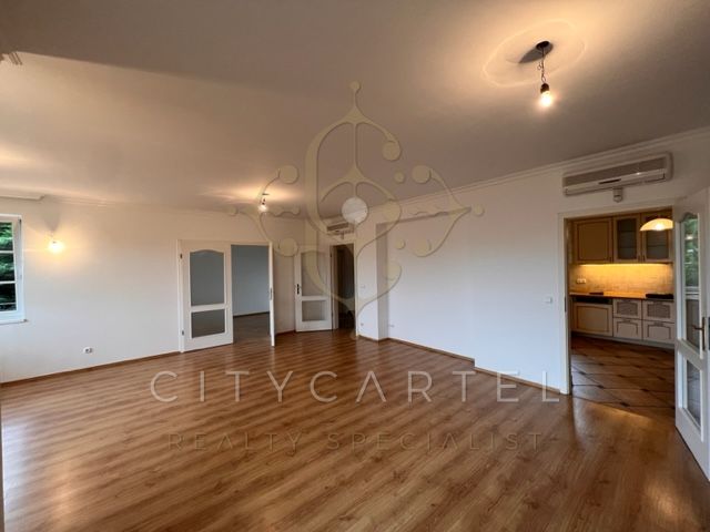 A fájl már létezik a célhelyen: import/kepek/vizjeles_4833213.jpg
Eladó Családi ház Budapest, II. kerület  350 m<sup>2</sup> 449 millió Ft