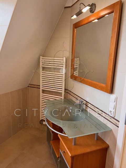 A fájl már létezik a célhelyen: import/kepek/vizjeles_4833219.jpg
Eladó Családi ház Budapest, II. kerület  350 m<sup>2</sup> 449 millió Ft