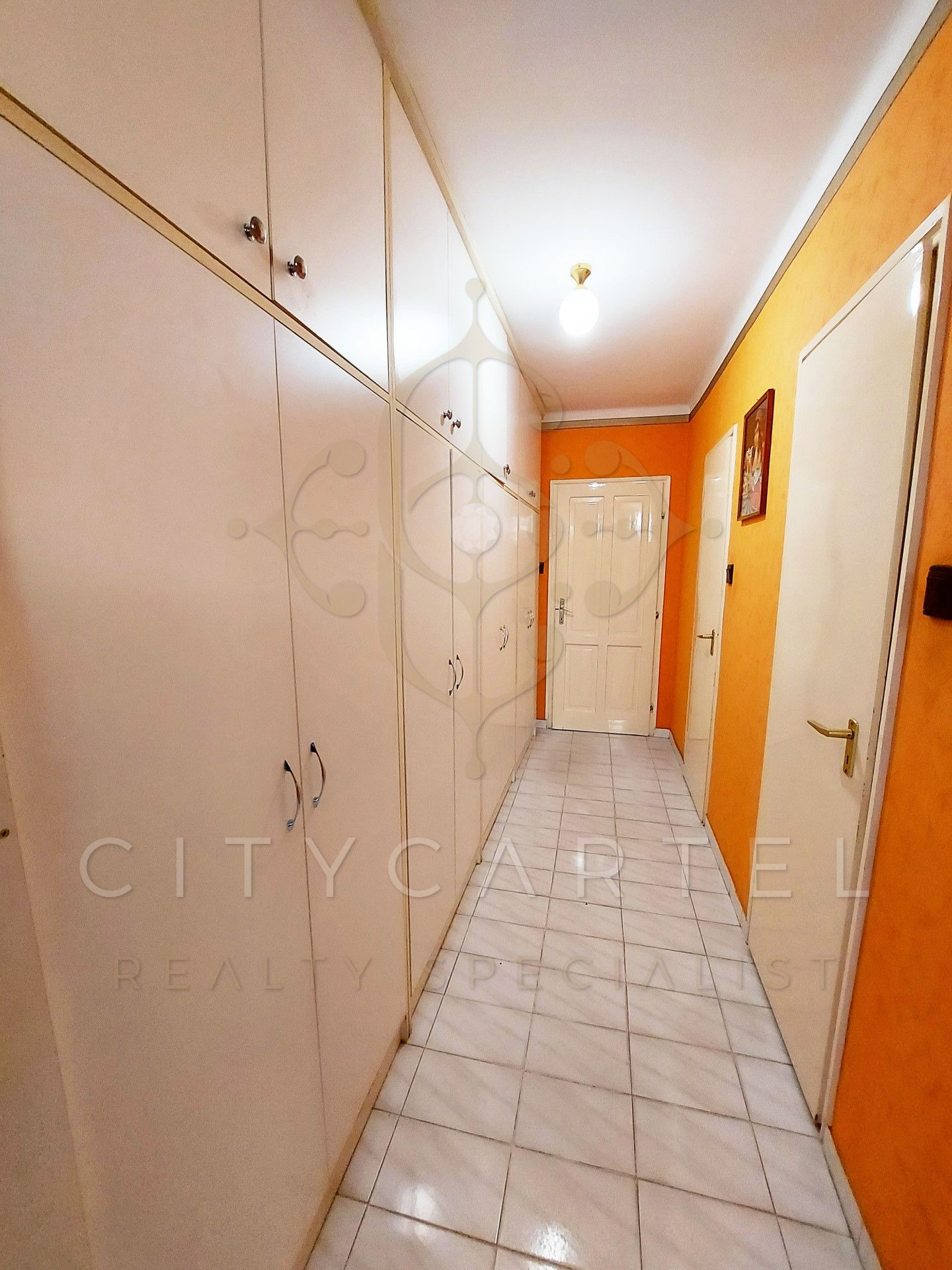 A fájl már létezik a célhelyen: import/kepek/vizjeles_4843132.jpg
For sale house Dunavecse  378 m<sup>2</sup> 88.49 millió Ft