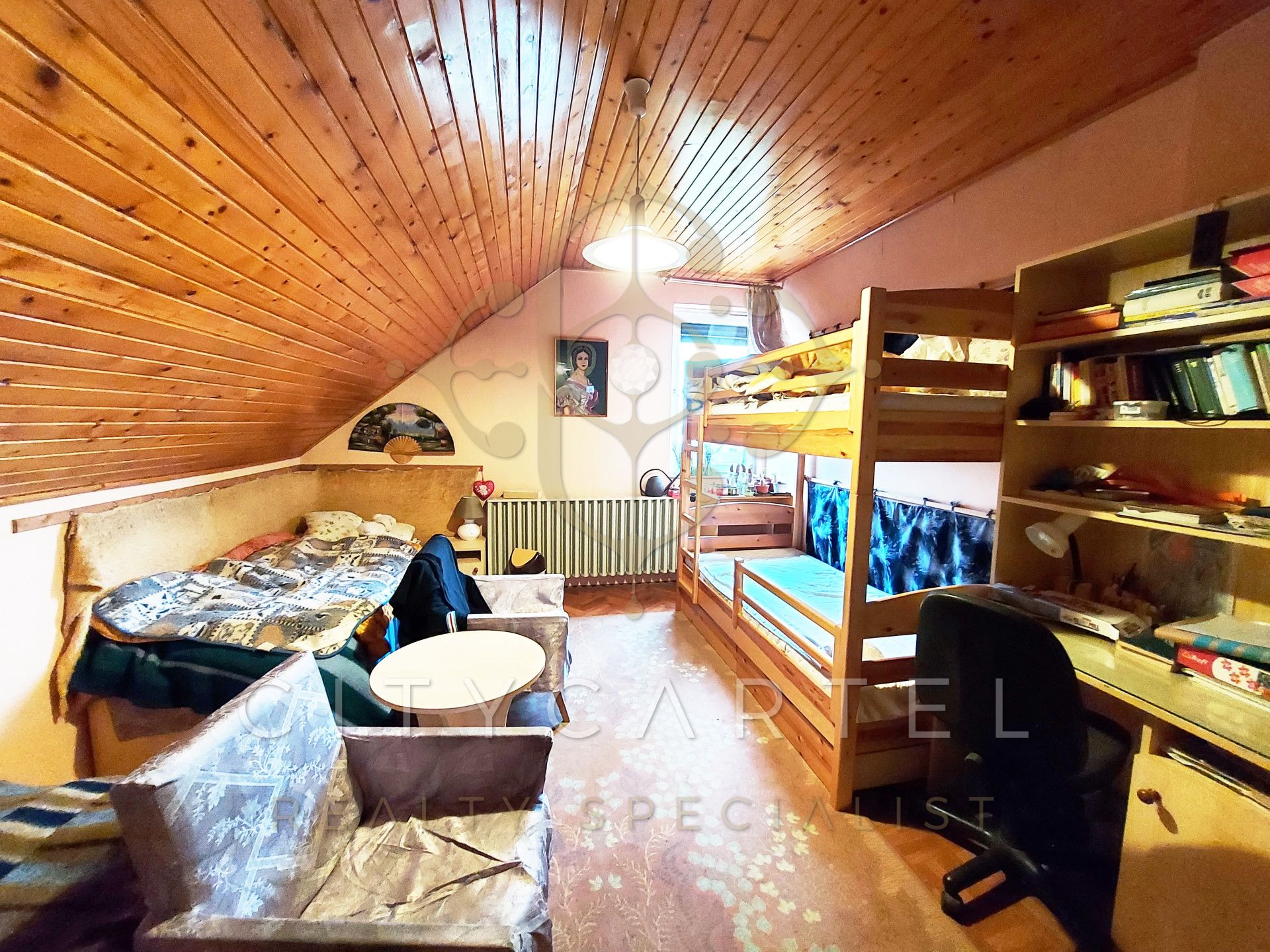 A fájl már létezik a célhelyen: import/kepek/vizjeles_4843143.jpg
For sale house Dunavecse  378 m<sup>2</sup> 88.49 millió Ft