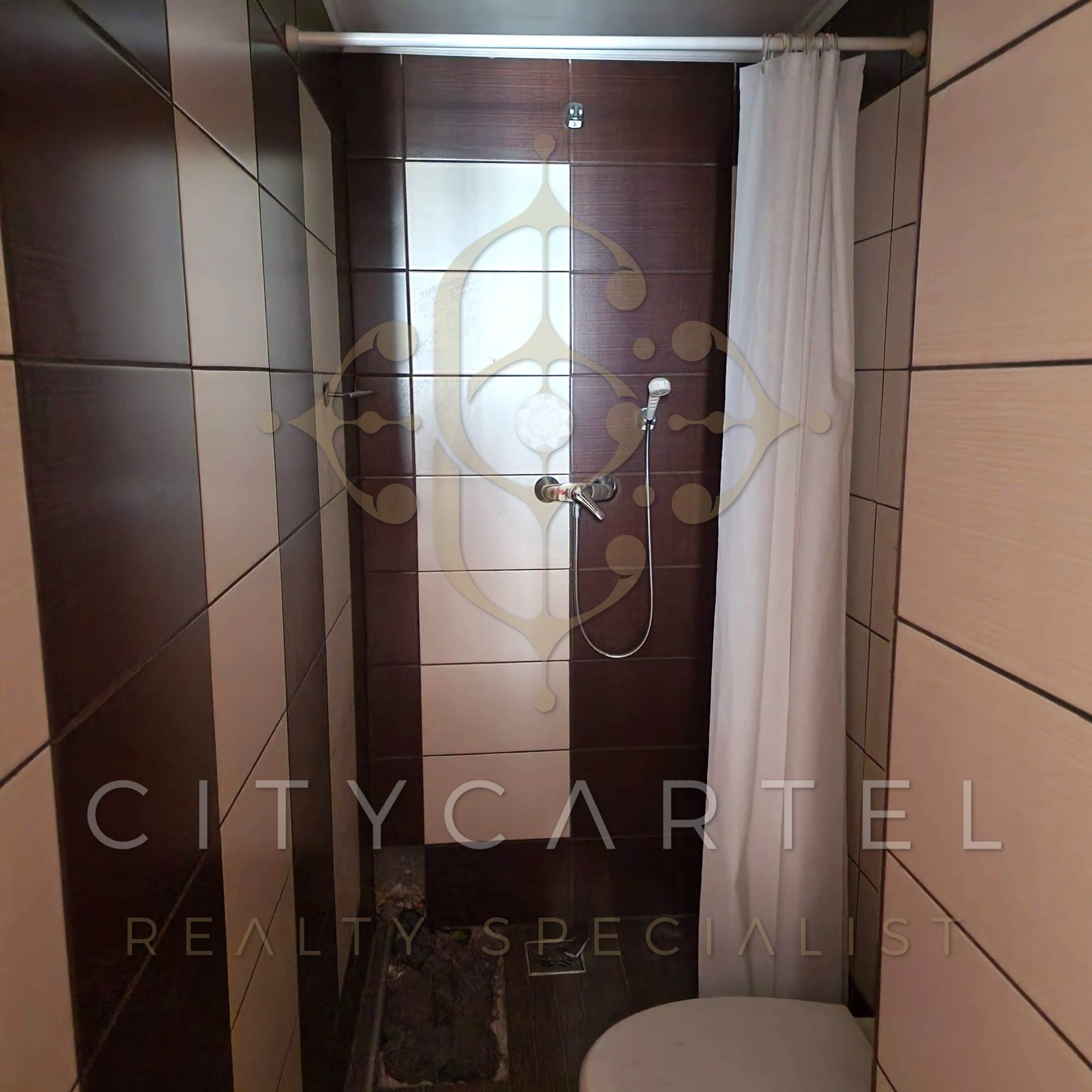 A fájl már létezik a célhelyen: import/kepek/vizjeles_4848918.jpg
For sale Office other Budapest, VI. kerület  67 m<sup>2</sup> 172000 EUR