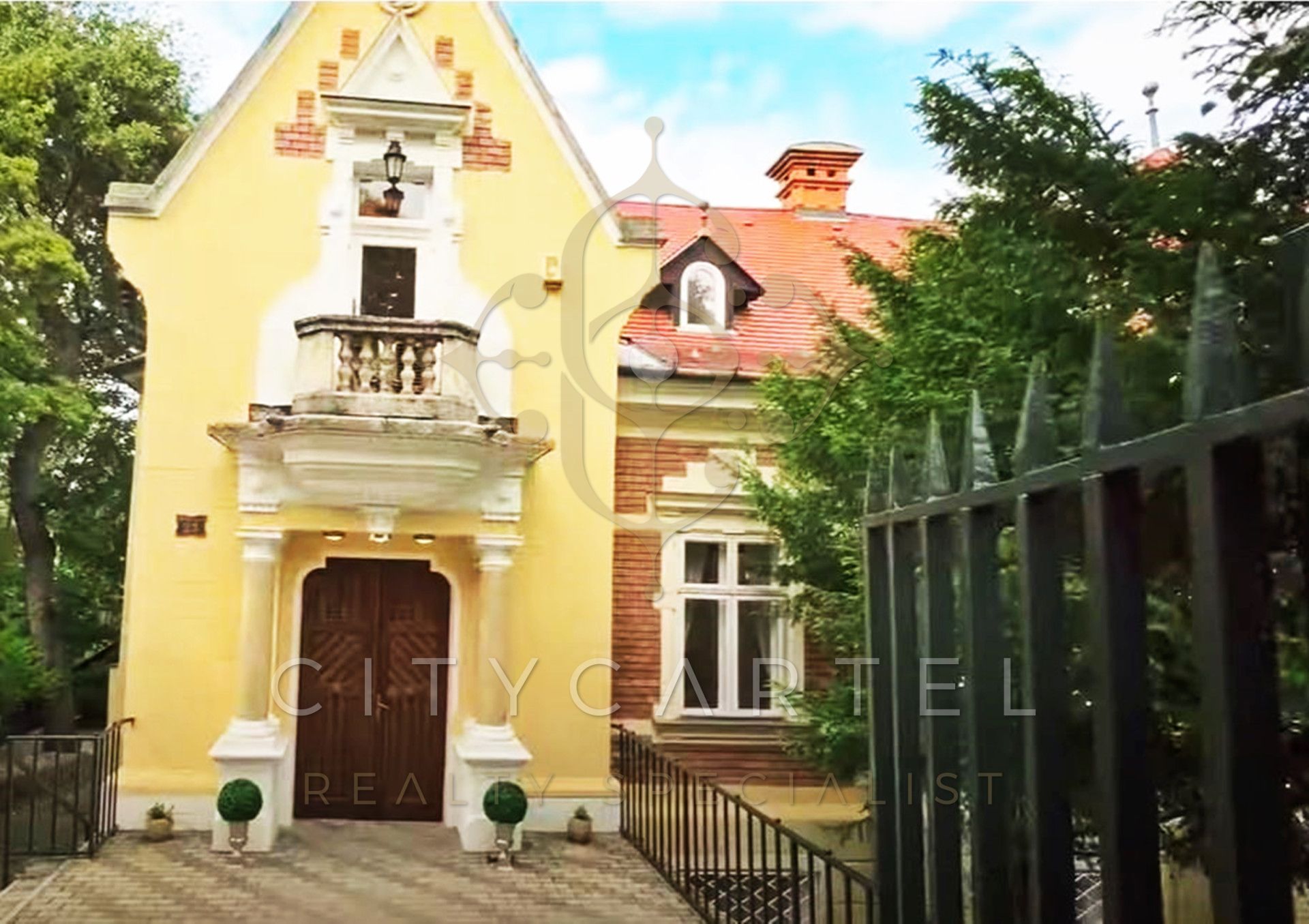 A fájl már létezik a célhelyen: import/kepek/vizjeles_4854556.jpg
For sale Villa, castle, mansion Budapest, XII. kerület  400 m<sup>2</sup> 4500000 EUR