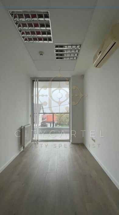 A fájl már létezik a célhelyen: import/kepek/vizjeles_4870117.jpg
Eladó Irodaház Budapest, XI. kerület  810 m<sup>2</sup> 9720 EUR