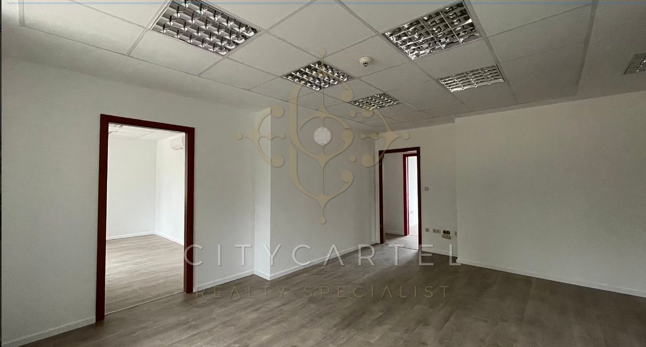 A fájl már létezik a célhelyen: import/kepek/vizjeles_4870120.jpg
Eladó Irodaház Budapest, XI. kerület  810 m<sup>2</sup> 9720 EUR