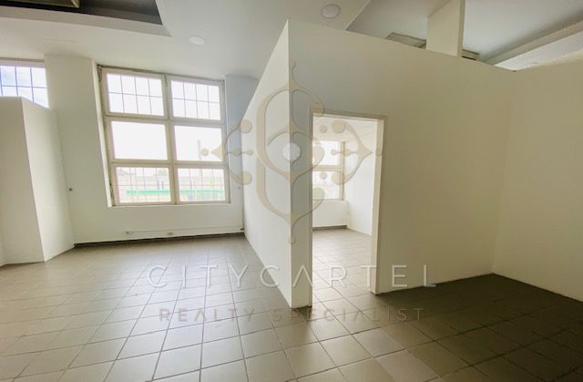 A fájl már létezik a célhelyen: import/kepek/vizjeles_4871525.jpg
Eladó Iroda irodaházban B Budapest, III. kerület  60 m<sup>2</sup> 0.215 millió Ft
