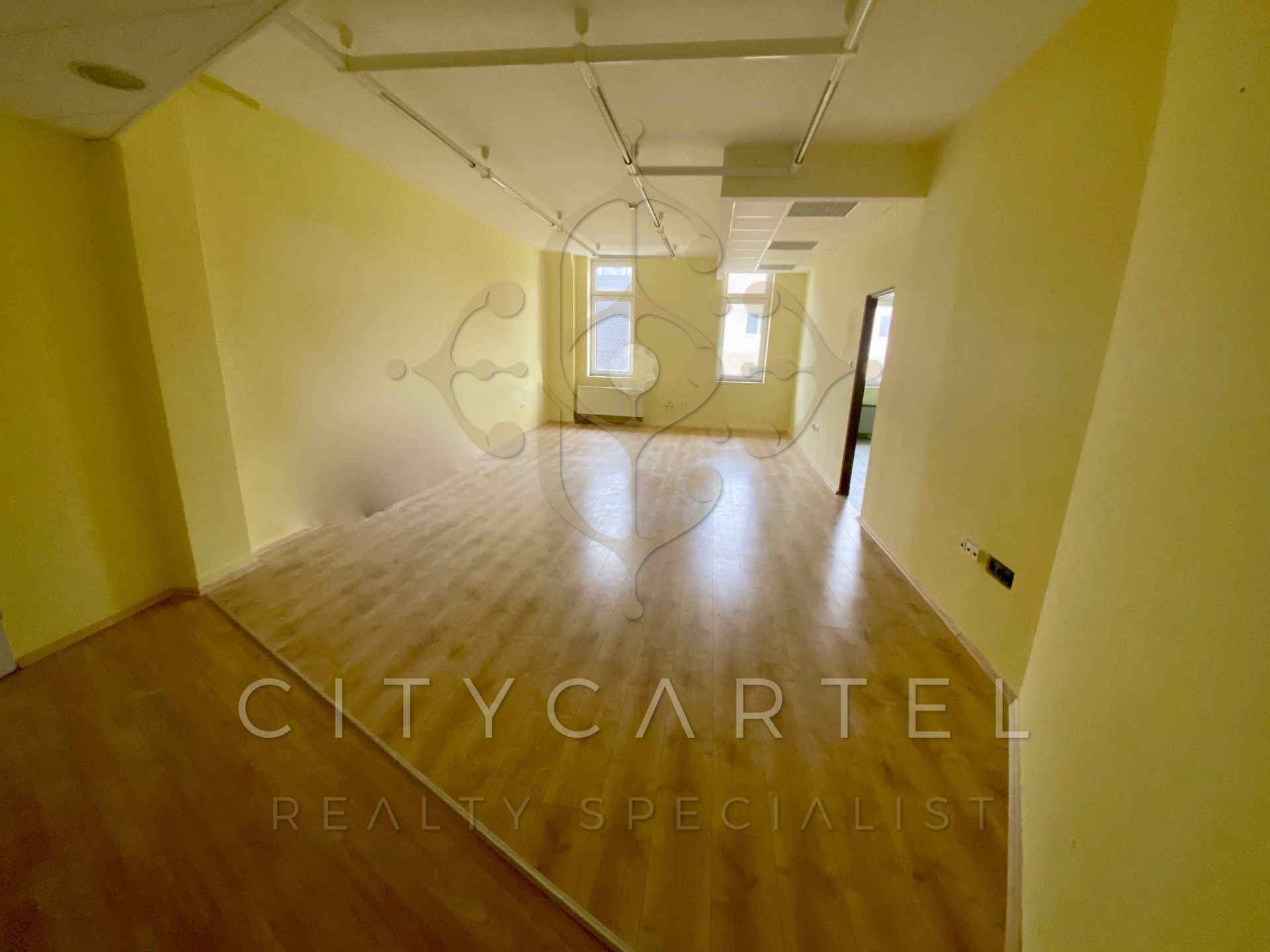 A fájl már létezik a célhelyen: import/kepek/vizjeles_4871528.jpg
For sale Office in office building B Budapest, III. kerület  30 m<sup>2</sup> 105000 millió Ft