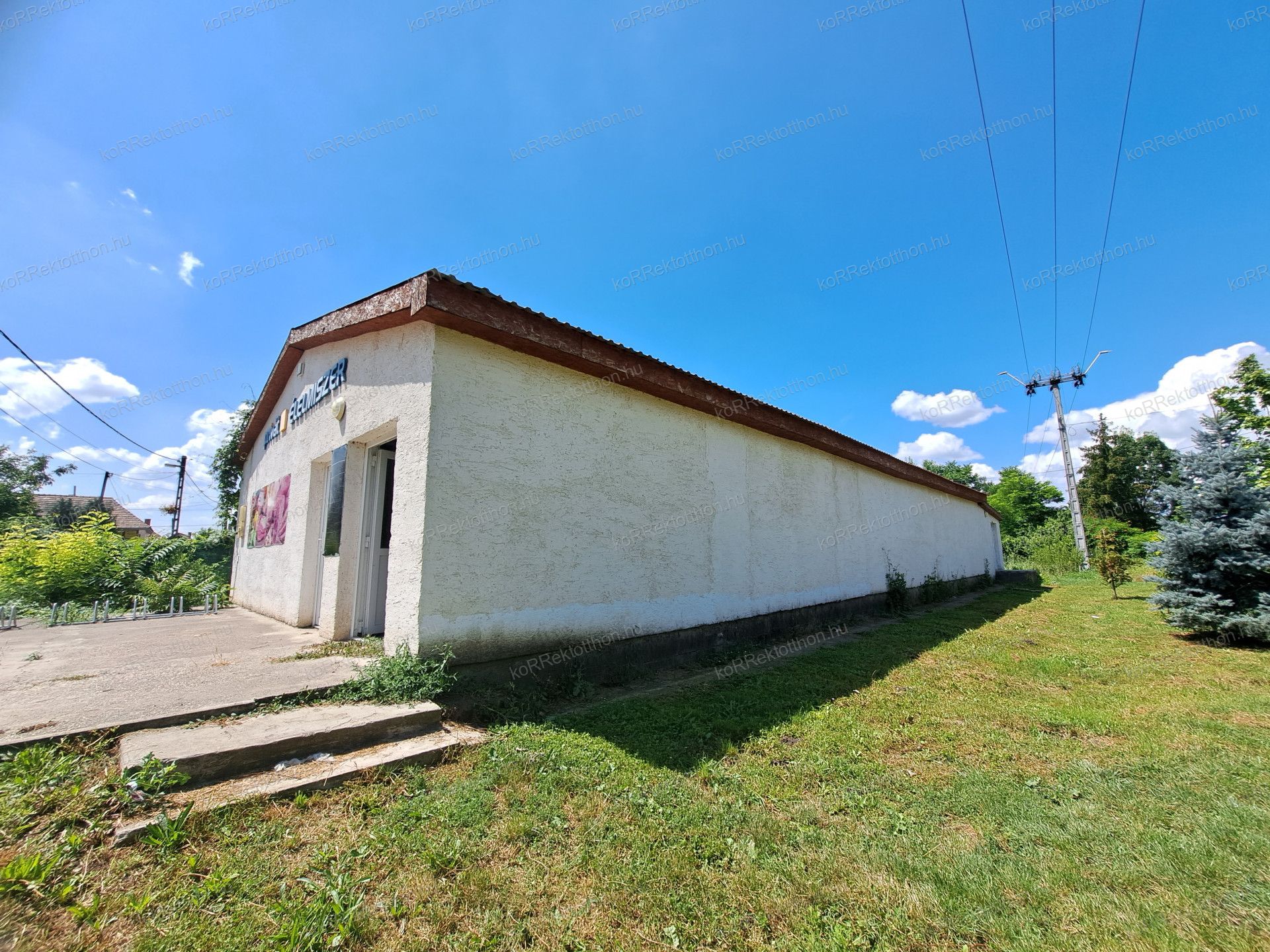 A fájl már létezik a célhelyen: import/kepek/vizjeles_4872840.jpg
Eladó üzlethelyiség Erk  202 m<sup>2</sup> 9.9 millió Ft