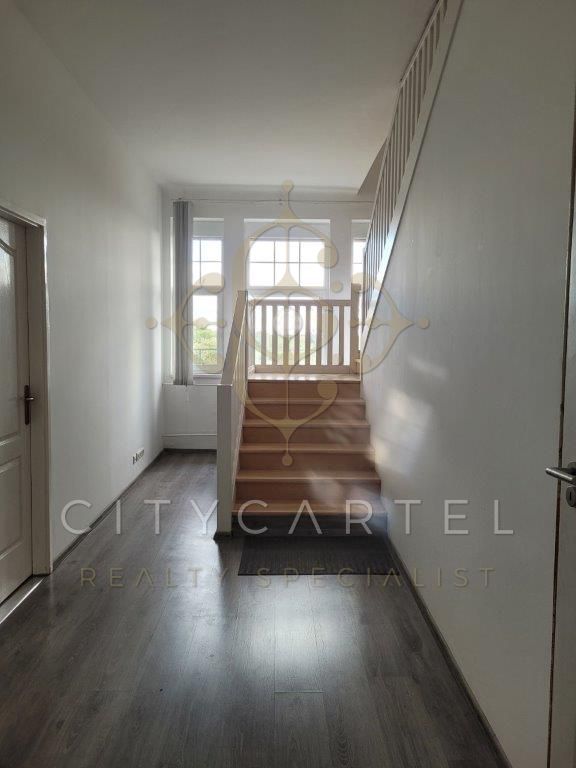 A fájl már létezik a célhelyen: import/kepek/vizjeles_4876087.jpg
Eladó Irodaház Budapest, X. kerület  2420 m<sup>2</sup> 900 millió Ft