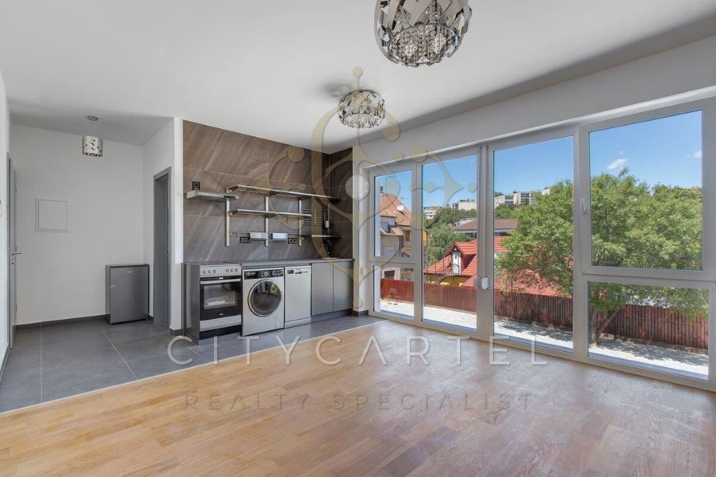 A fájl már létezik a célhelyen: import/kepek/vizjeles_4900888.jpg
Eladó Társasház Budapest, II. kerület  477 m<sup>2</sup> 2200000 EUR