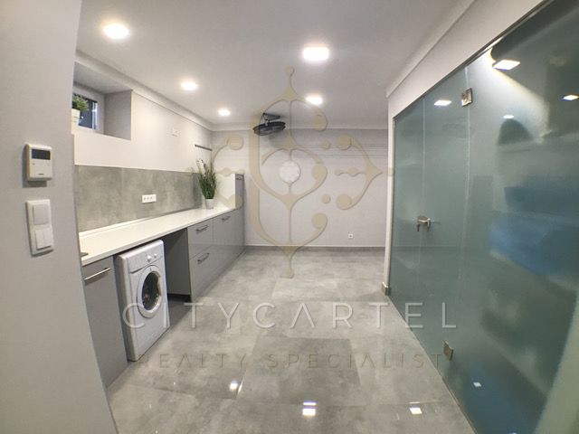 A fájl már létezik a célhelyen: import/kepek/vizjeles_4915378.jpg
Eladó Családi ház Budapest, II. kerület  550 m<sup>2</sup> 15000 EUR