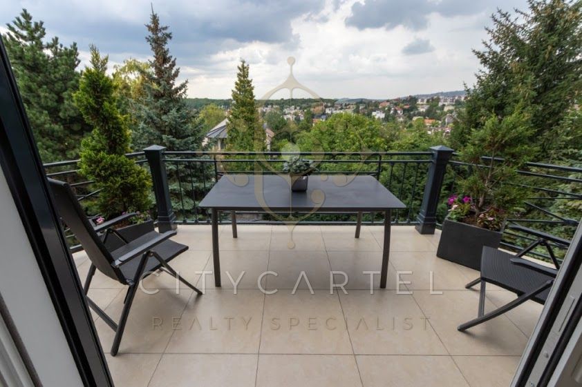 A fájl már létezik a célhelyen: import/kepek/vizjeles_4915406.jpg
Eladó Családi ház Budapest, II. kerület  550 m<sup>2</sup> 15000 EUR