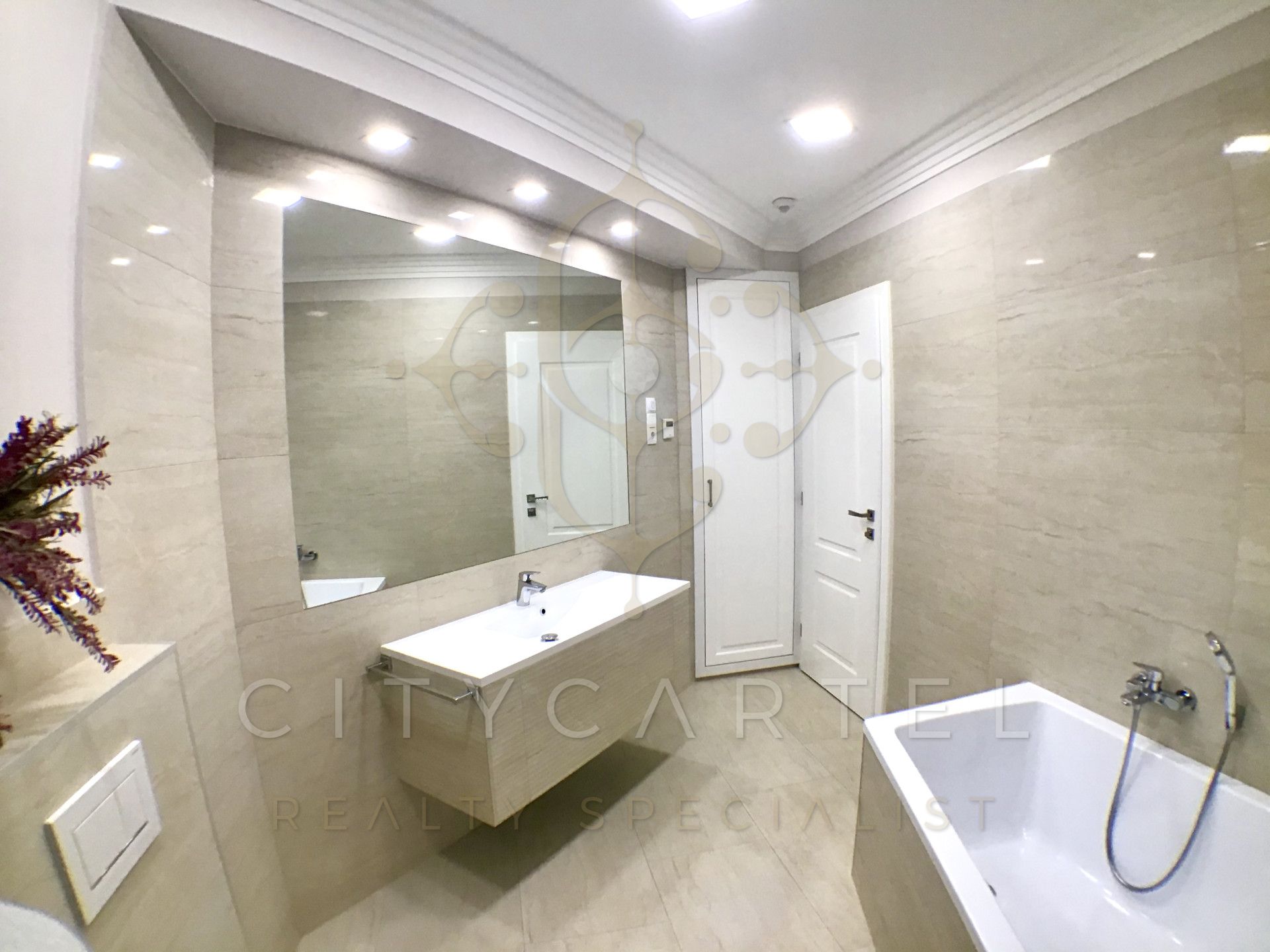 A fájl már létezik a célhelyen: import/kepek/vizjeles_4915418.jpg
Eladó Családi ház Budapest, II. kerület  550 m<sup>2</sup> 15000 EUR