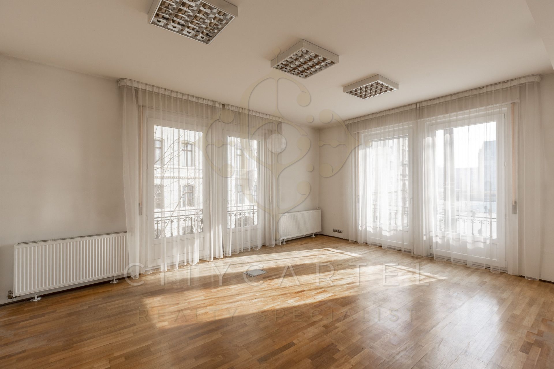 A fájl már létezik a célhelyen: import/kepek/vizjeles_4927972.jpg
Eladó Téglalakás Budapest, V. kerület  330 m<sup>2</sup> 10000 EUR
