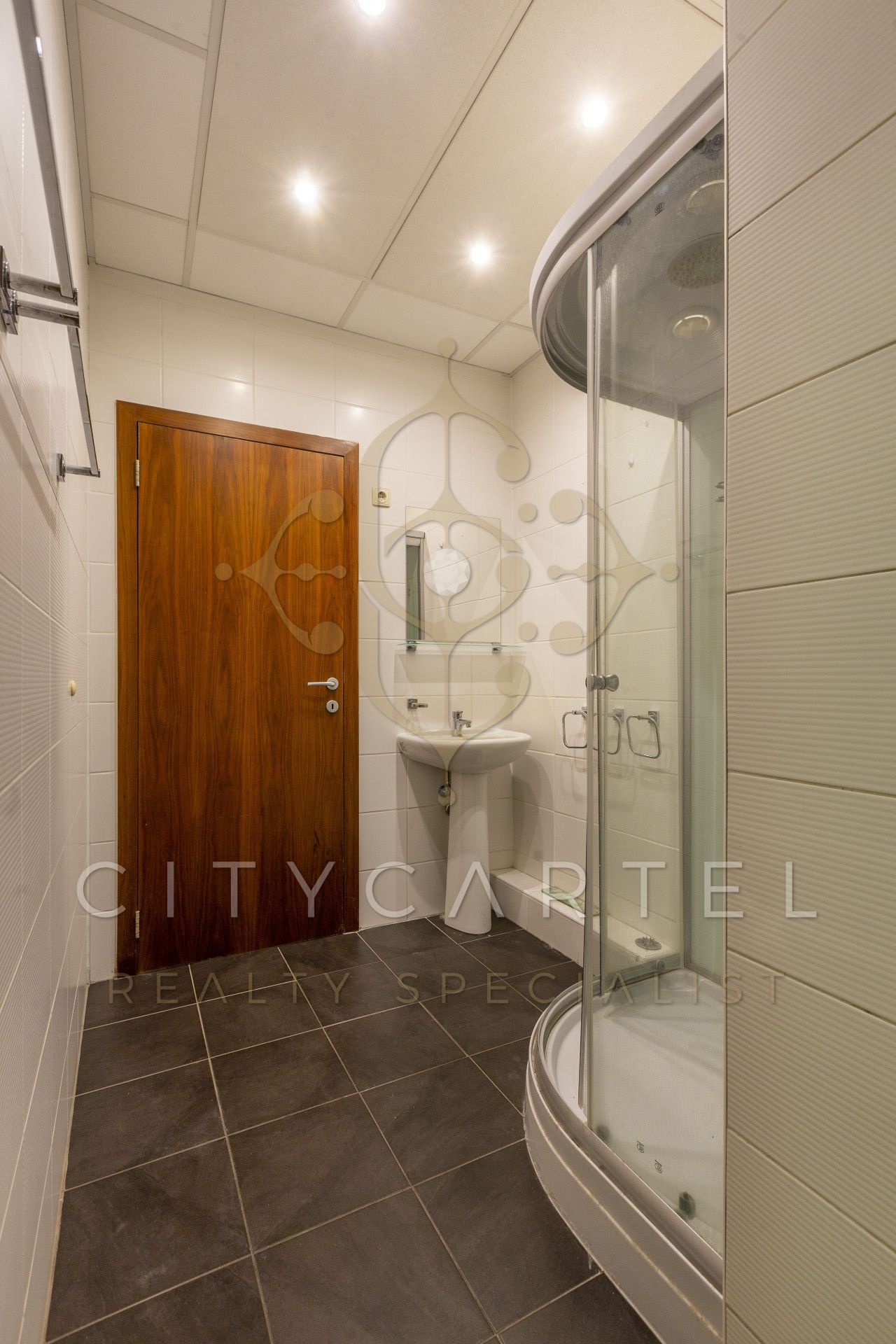 A fájl már létezik a célhelyen: import/kepek/vizjeles_4927980.jpg
Eladó Téglalakás Budapest, V. kerület  330 m<sup>2</sup> 10000 EUR