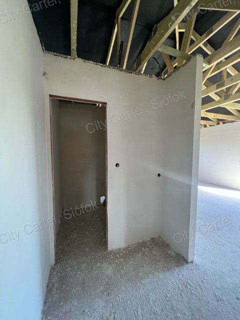 A fájl már létezik a célhelyen: import/kepek/vizjeles_4954967.jpg
For sale flat Szántód  72 m<sup>2</sup> 89.9 millió Ft
