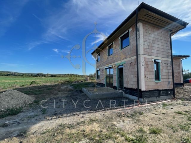 A fájl már létezik a célhelyen: import/kepek/vizjeles_4954980.jpg
For sale flat Szántód  72 m<sup>2</sup> 89.9 millió Ft