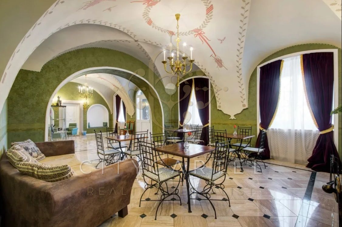 A fájl már létezik a célhelyen: import/kepek/vizjeles_4985071.jpg
Eladó Villa, kastély, kúria Acsa  3133 m<sup>2</sup> 13200000 EUR