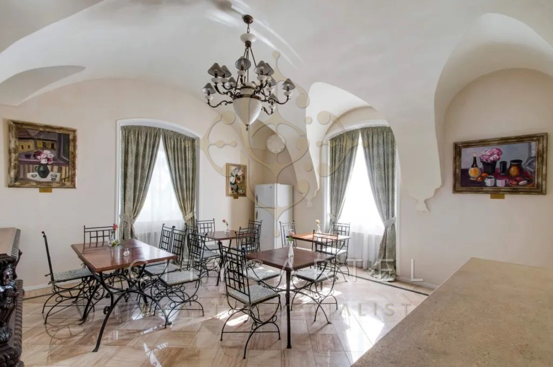 A fájl már létezik a célhelyen: import/kepek/vizjeles_4985076.jpg
Eladó Villa, kastély, kúria Acsa  3133 m<sup>2</sup> 13200000 EUR