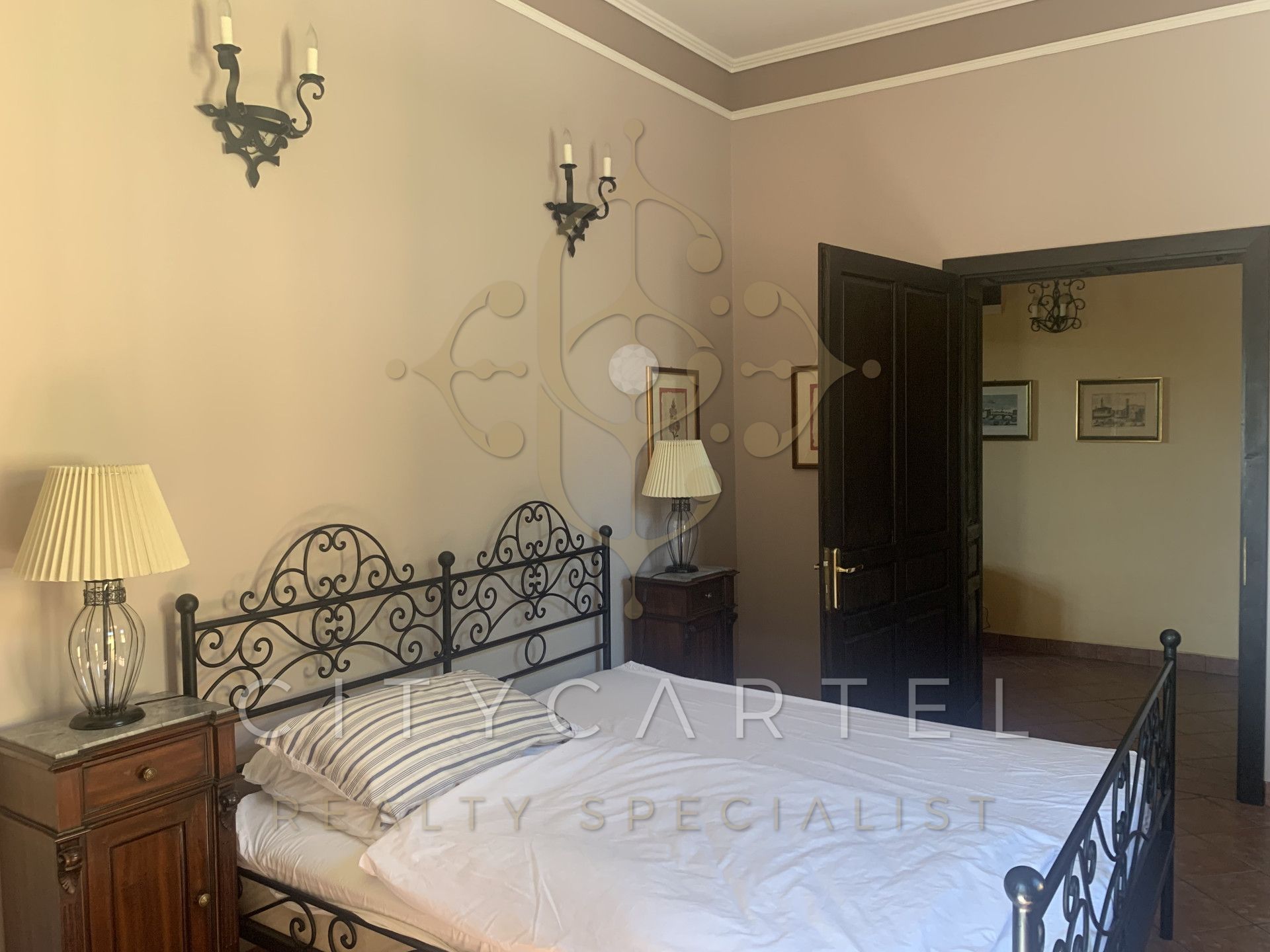 A fájl már létezik a célhelyen: import/kepek/vizjeles_5020880.jpg
Eladó Villa, kastély, kúria Bárdudvarnok  330 m<sup>2</sup> 169 millió Ft