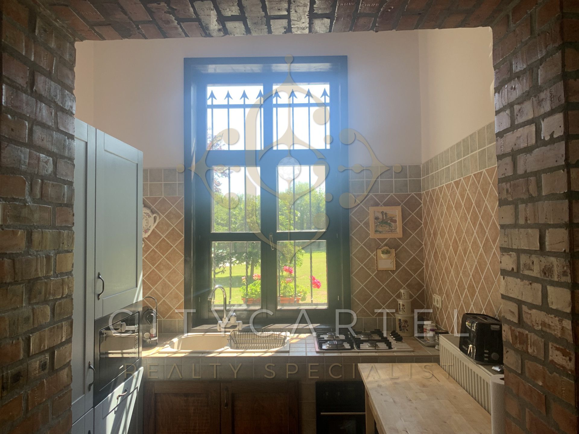 A fájl már létezik a célhelyen: import/kepek/vizjeles_5020883.jpg
Eladó Villa, kastély, kúria Bárdudvarnok  330 m<sup>2</sup> 169 millió Ft