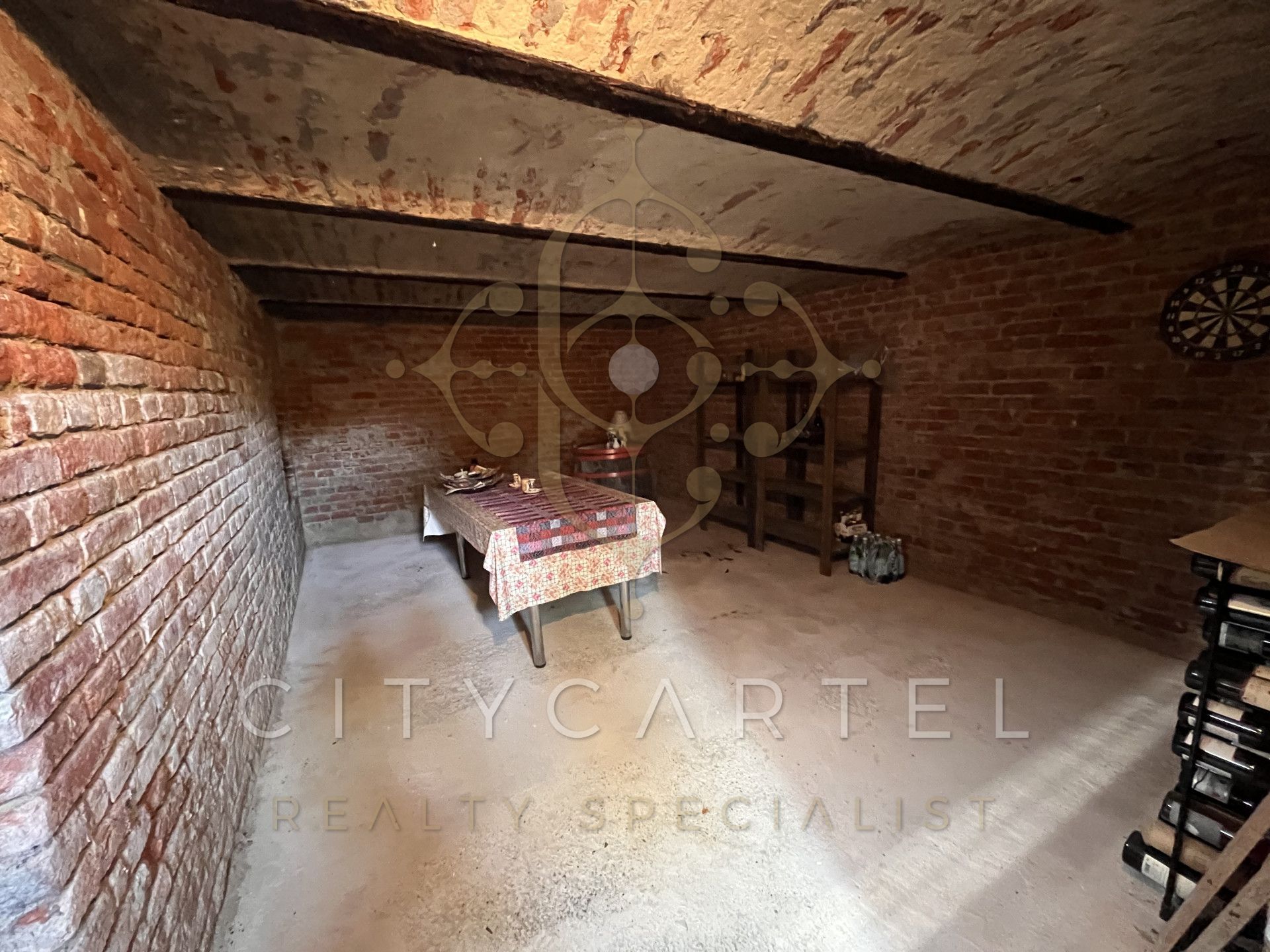 A fájl már létezik a célhelyen: import/kepek/vizjeles_5020907.jpg
Eladó Villa, kastély, kúria Bárdudvarnok  330 m<sup>2</sup> 169 millió Ft