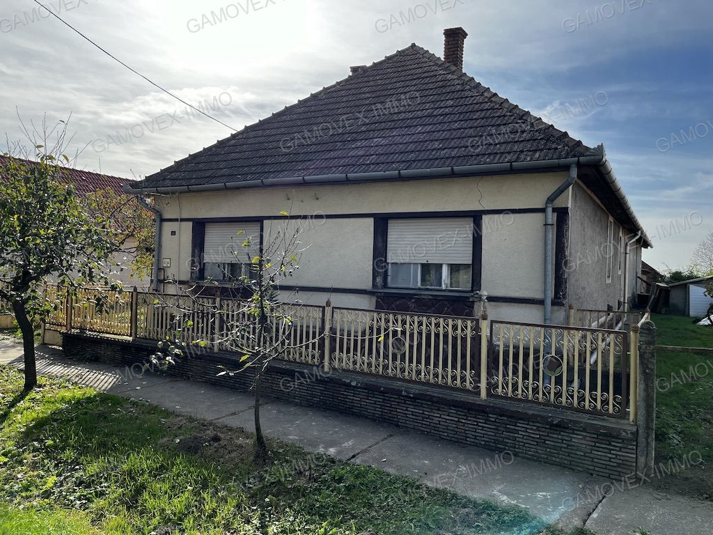 A fájl már létezik a célhelyen: import/kepek/vizjeles_5023808.jpg
Eladó Családi ház Somogysárd  115 m<sup>2</sup> 14.99 millió Ft